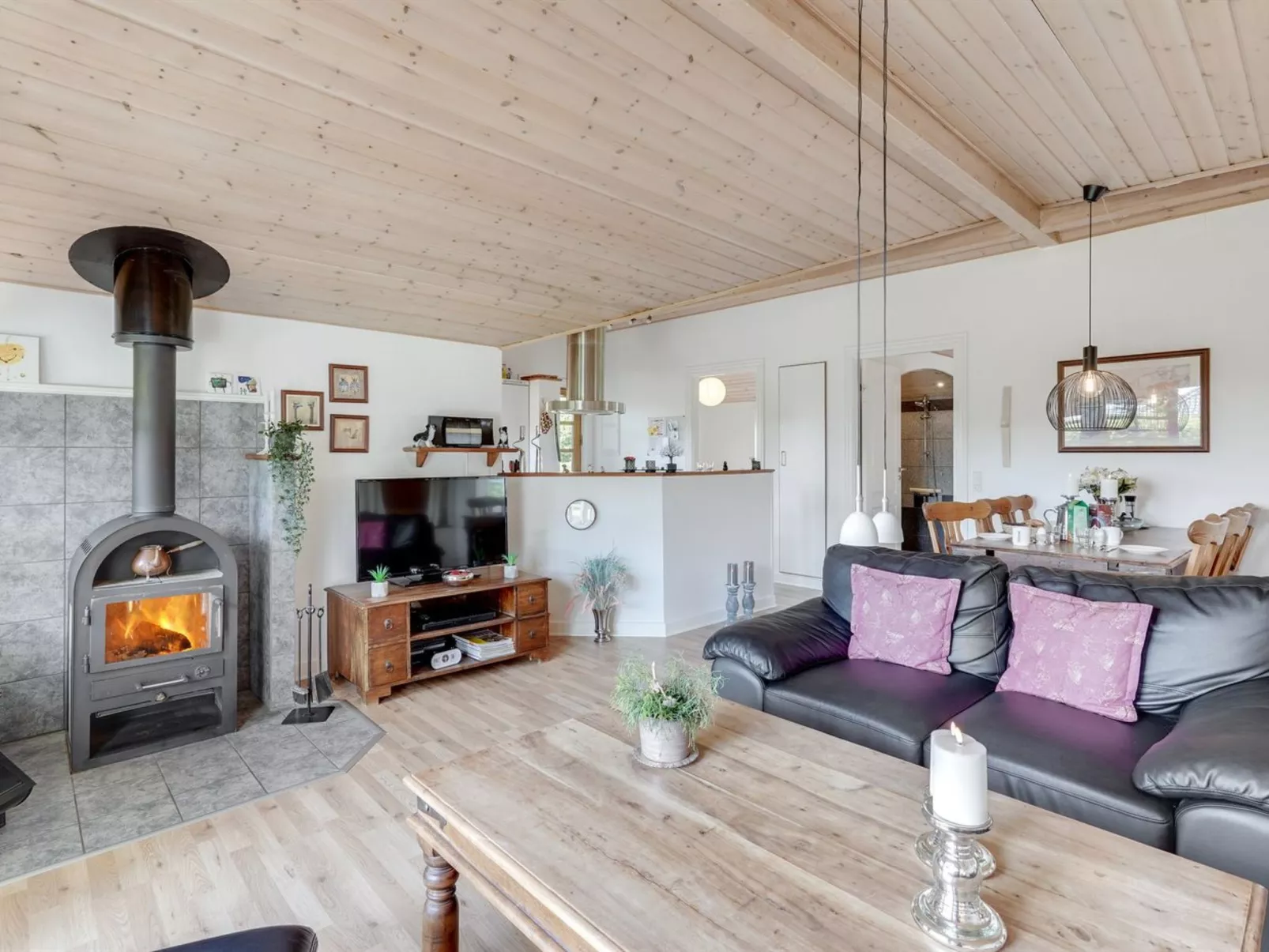 "Tolke" - 29km from the sea