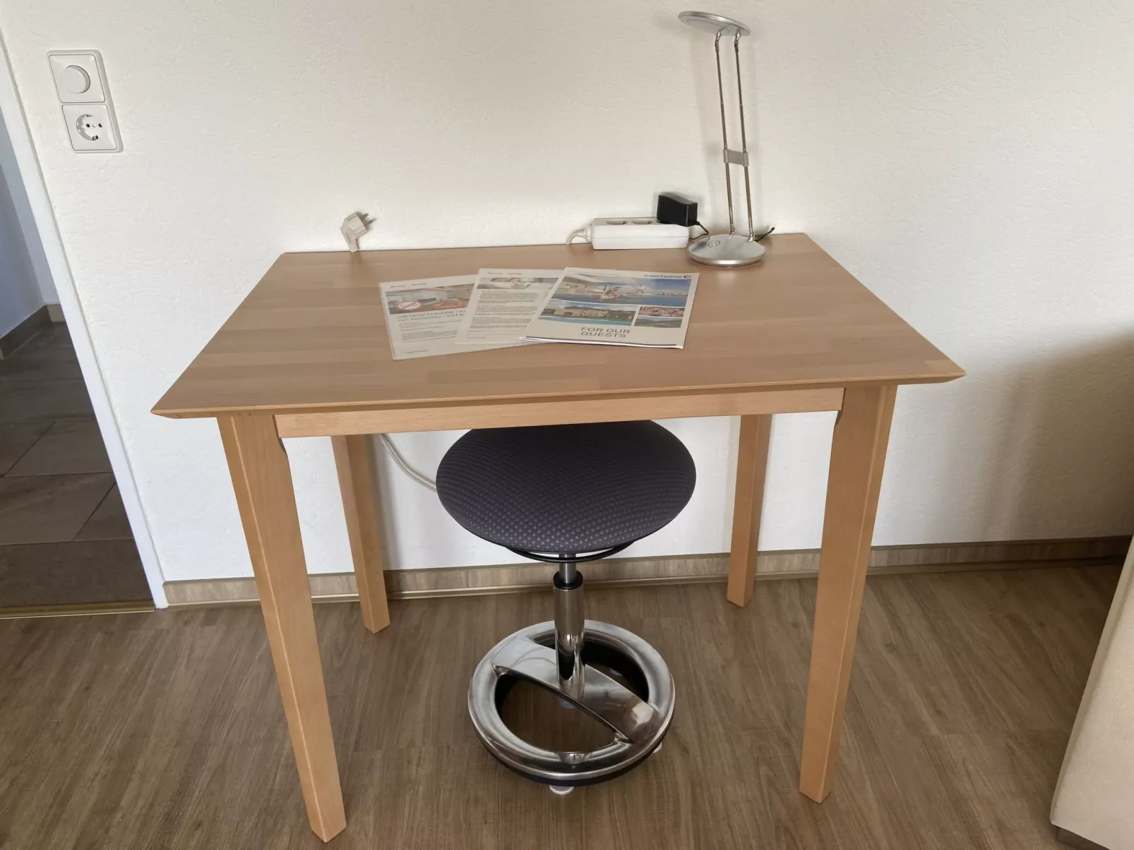 Luna (B901)-Binnen