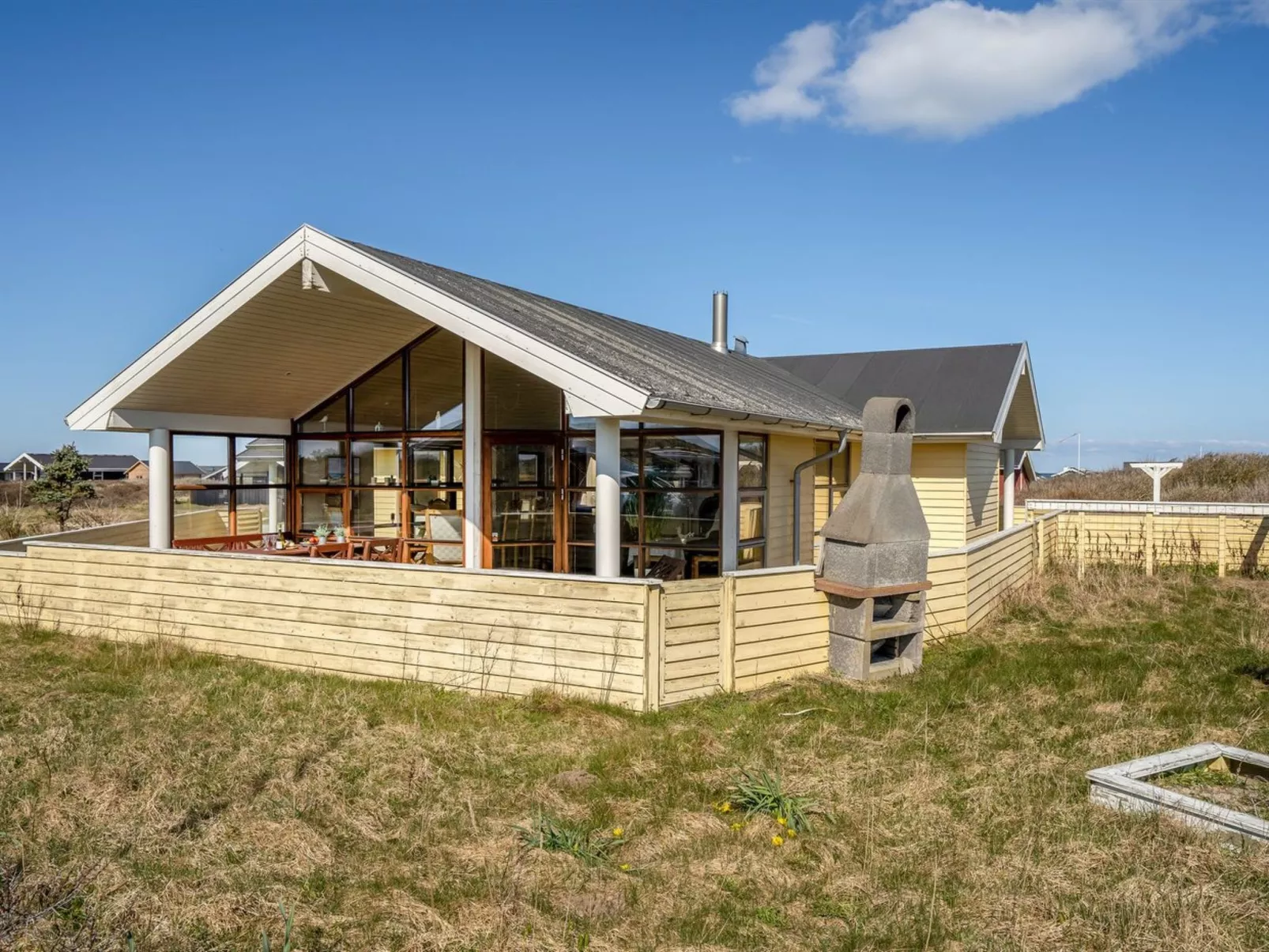 "Fam" - 300m from the sea-Buiten