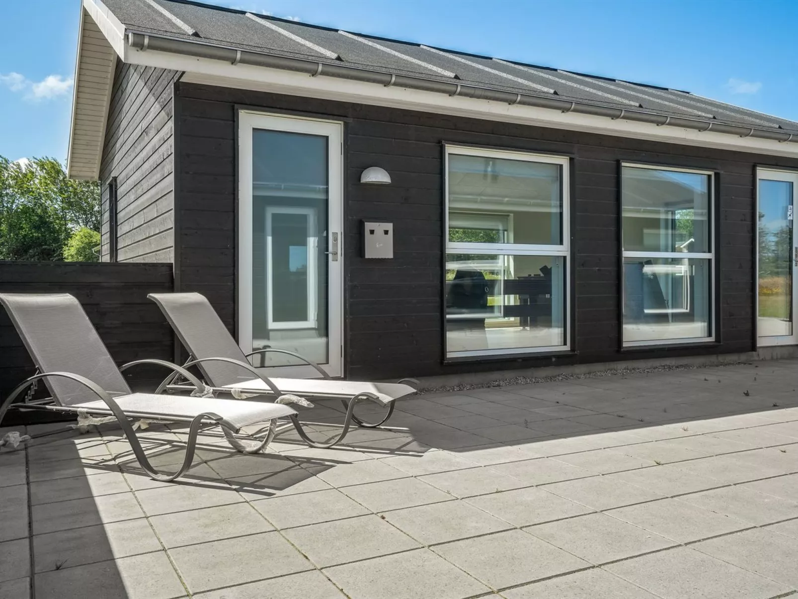 "Tatiane" - 1.5km from the sea-Buiten