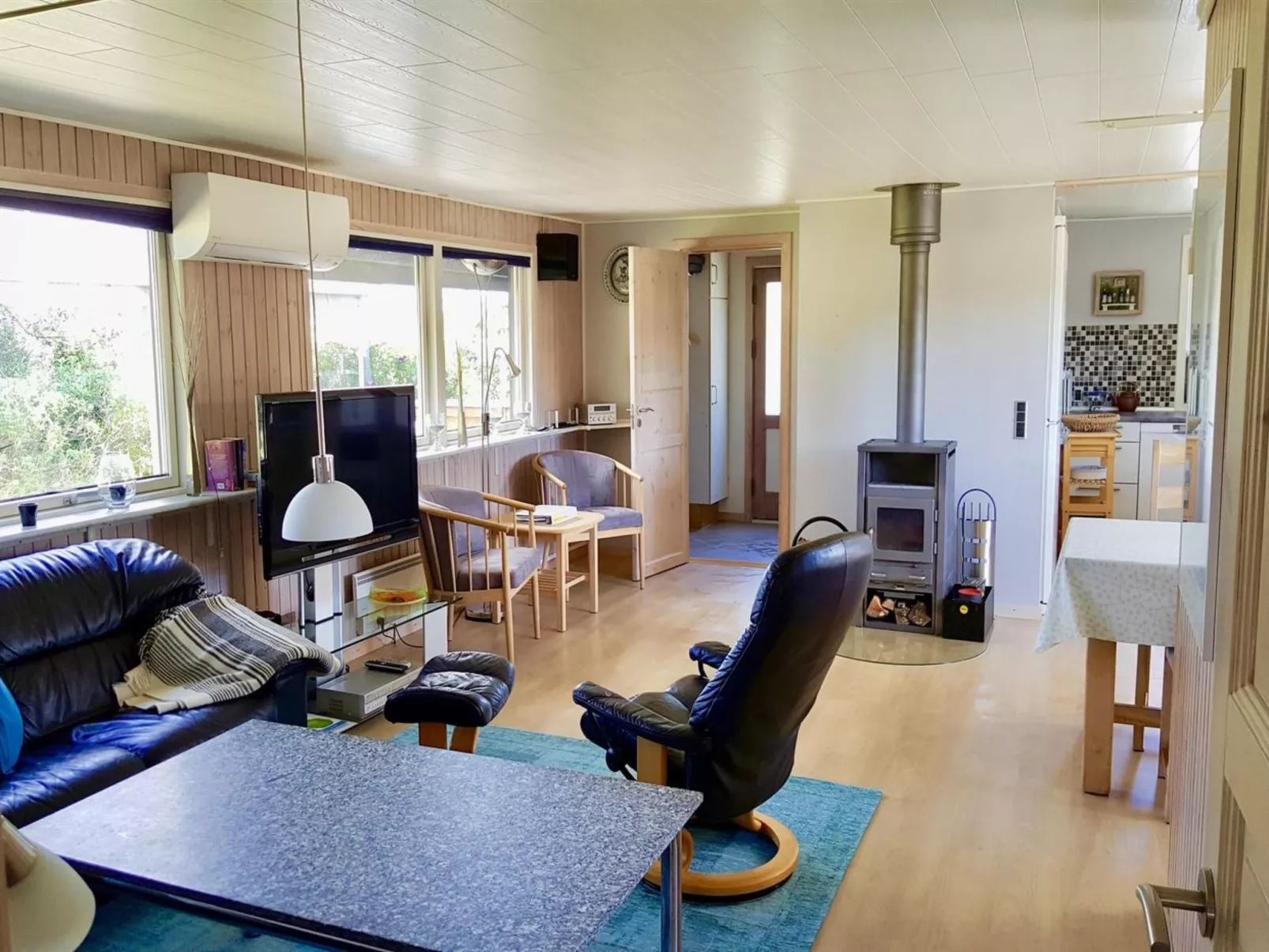 "Gudrid" - 500m from the sea