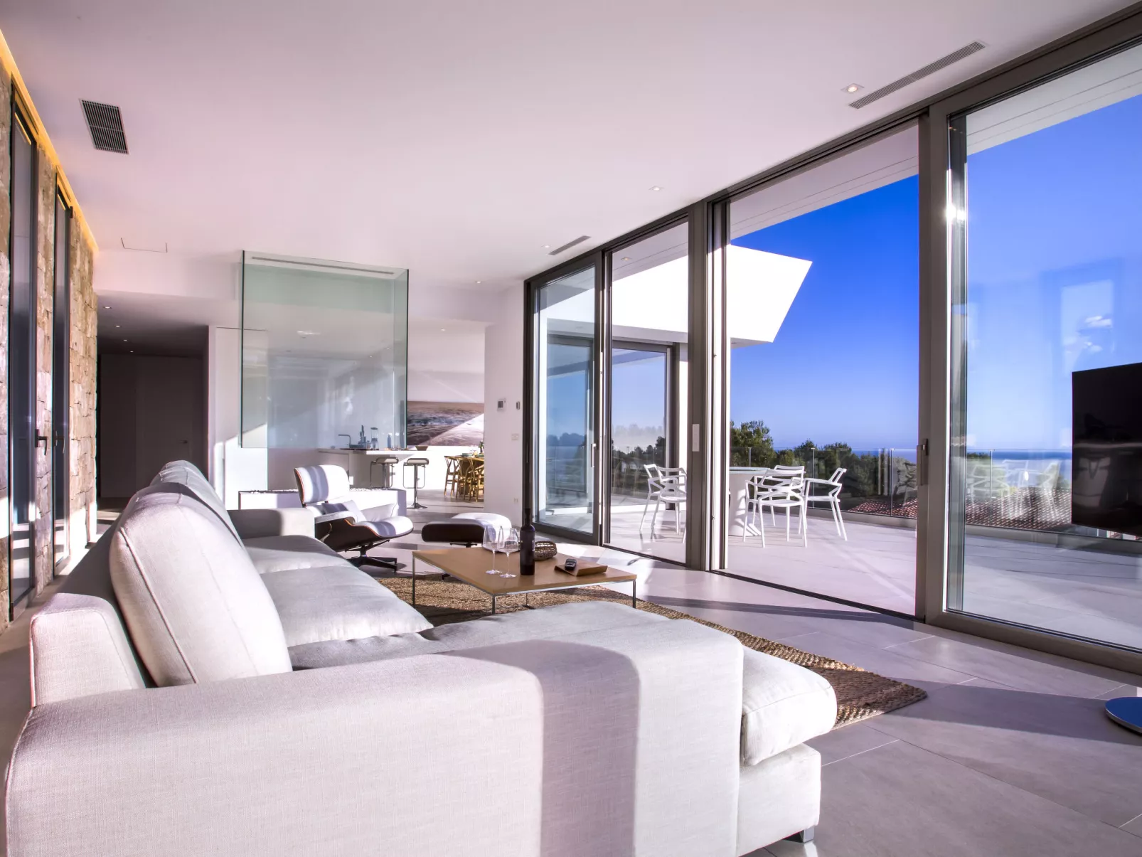 Villa Halcon al Mar-Binnen