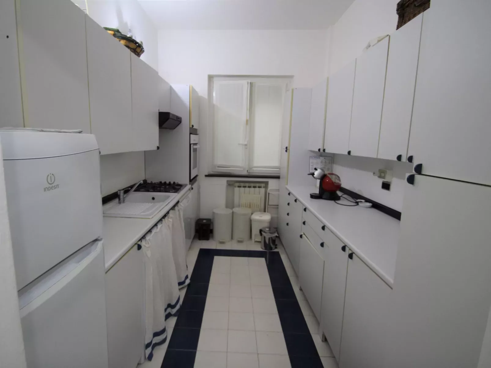 Apt 3-Binnen