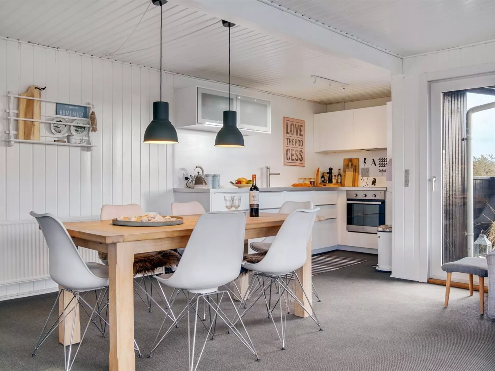 "Kiina" - 100m from the sea-Binnen