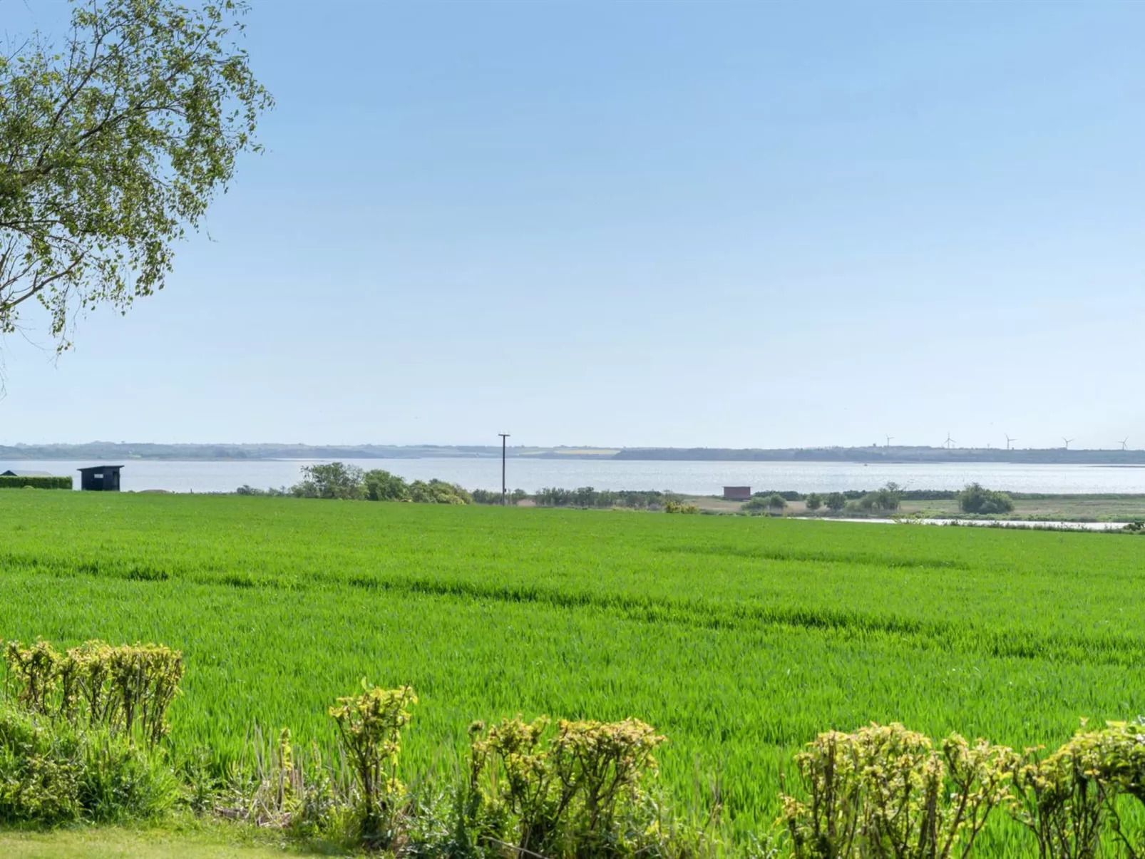 "Jügen" - 900m to the inlet-Buiten