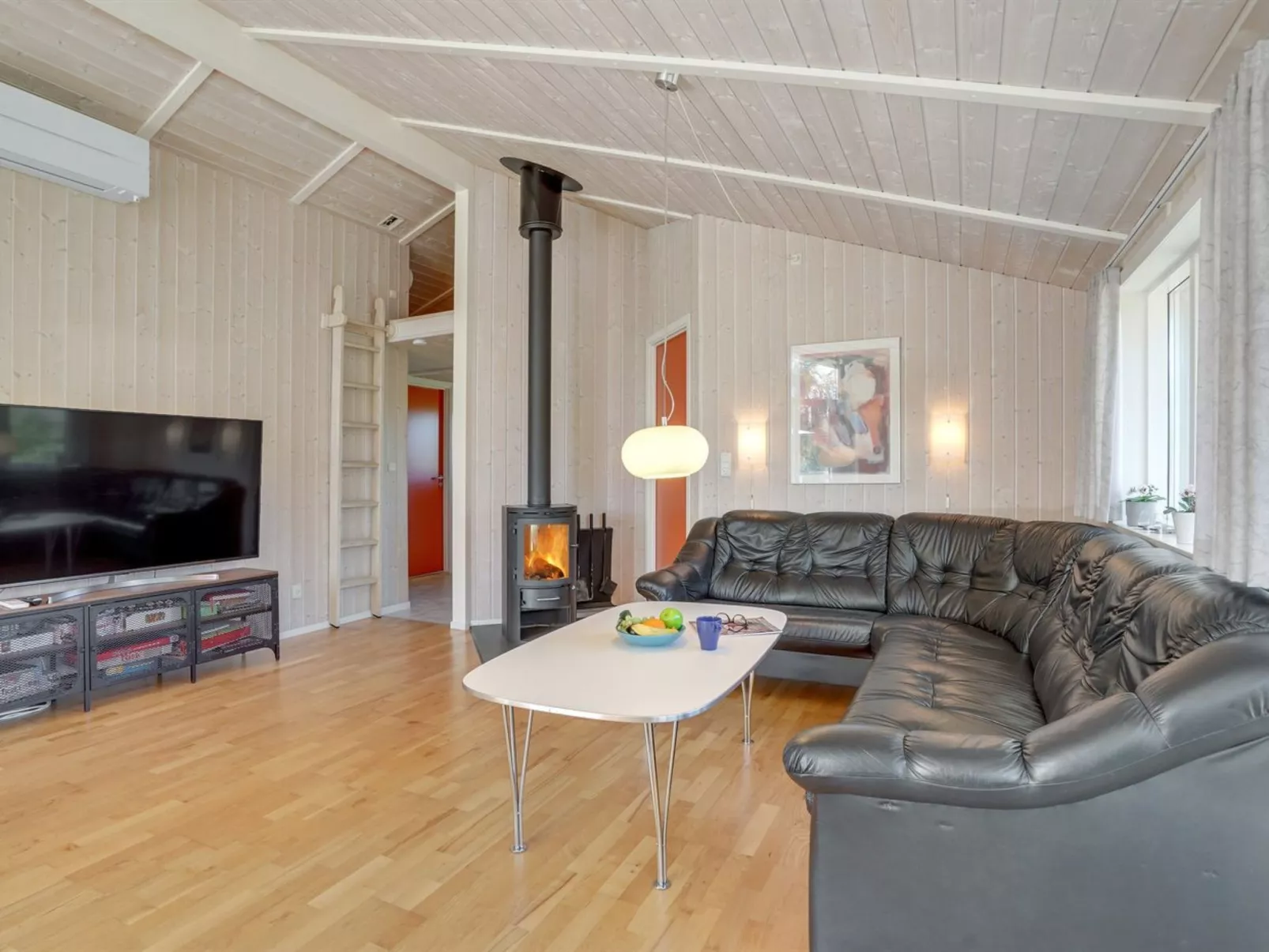 "Karoliina" - 900m from the sea-Binnen