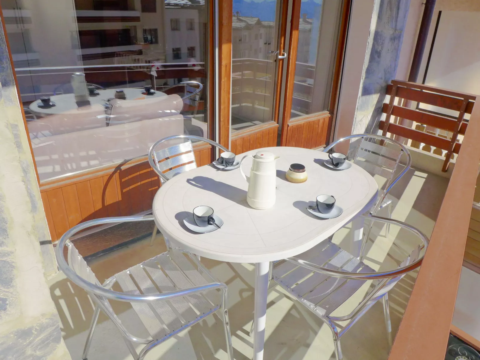 Rond-Point Apt. 17-Buiten