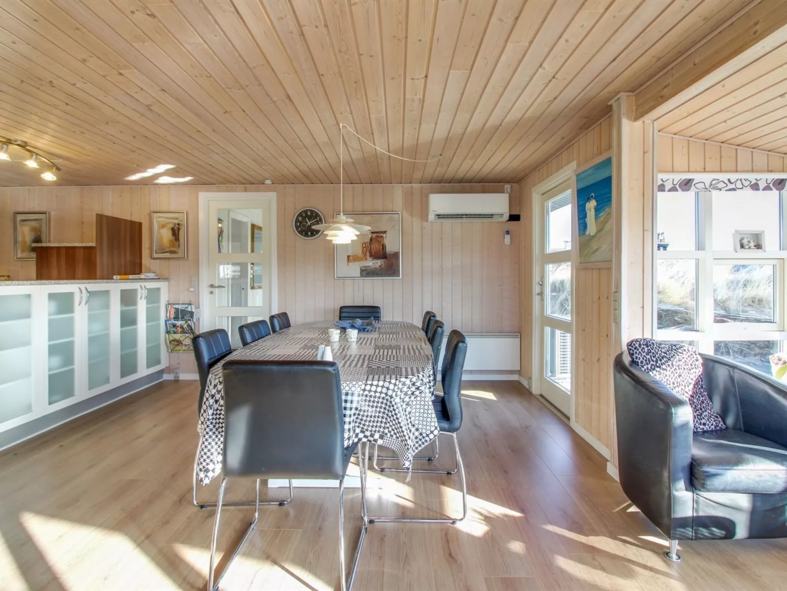 "Ottar" - 400m from the sea-Binnen