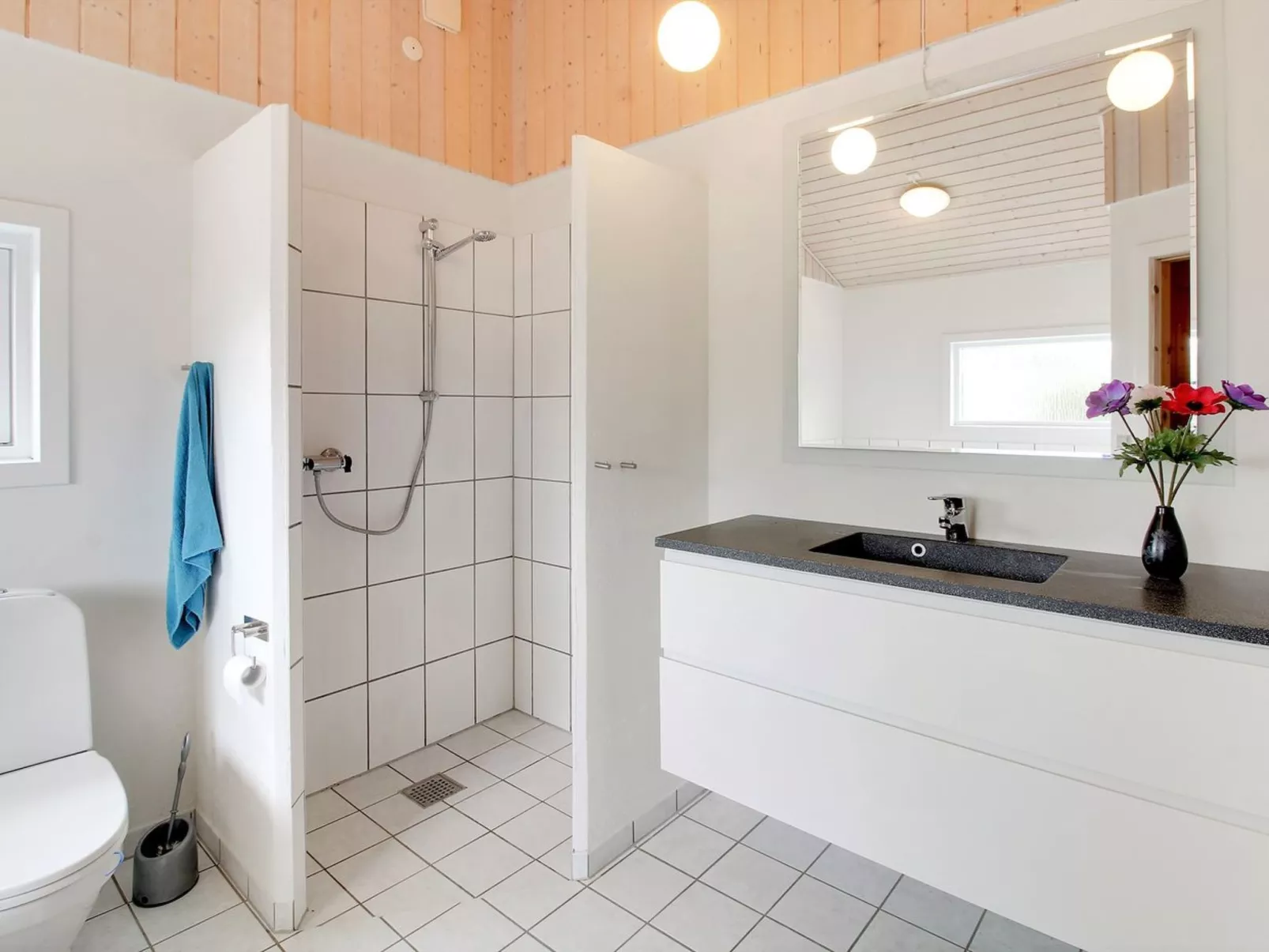 "Ottar" - 400m from the sea-Binnen