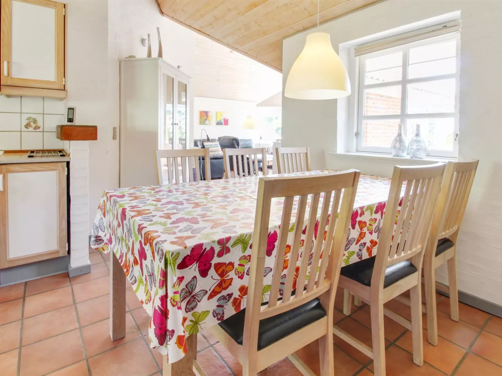 "Berglind" - 850m from the sea-Binnen