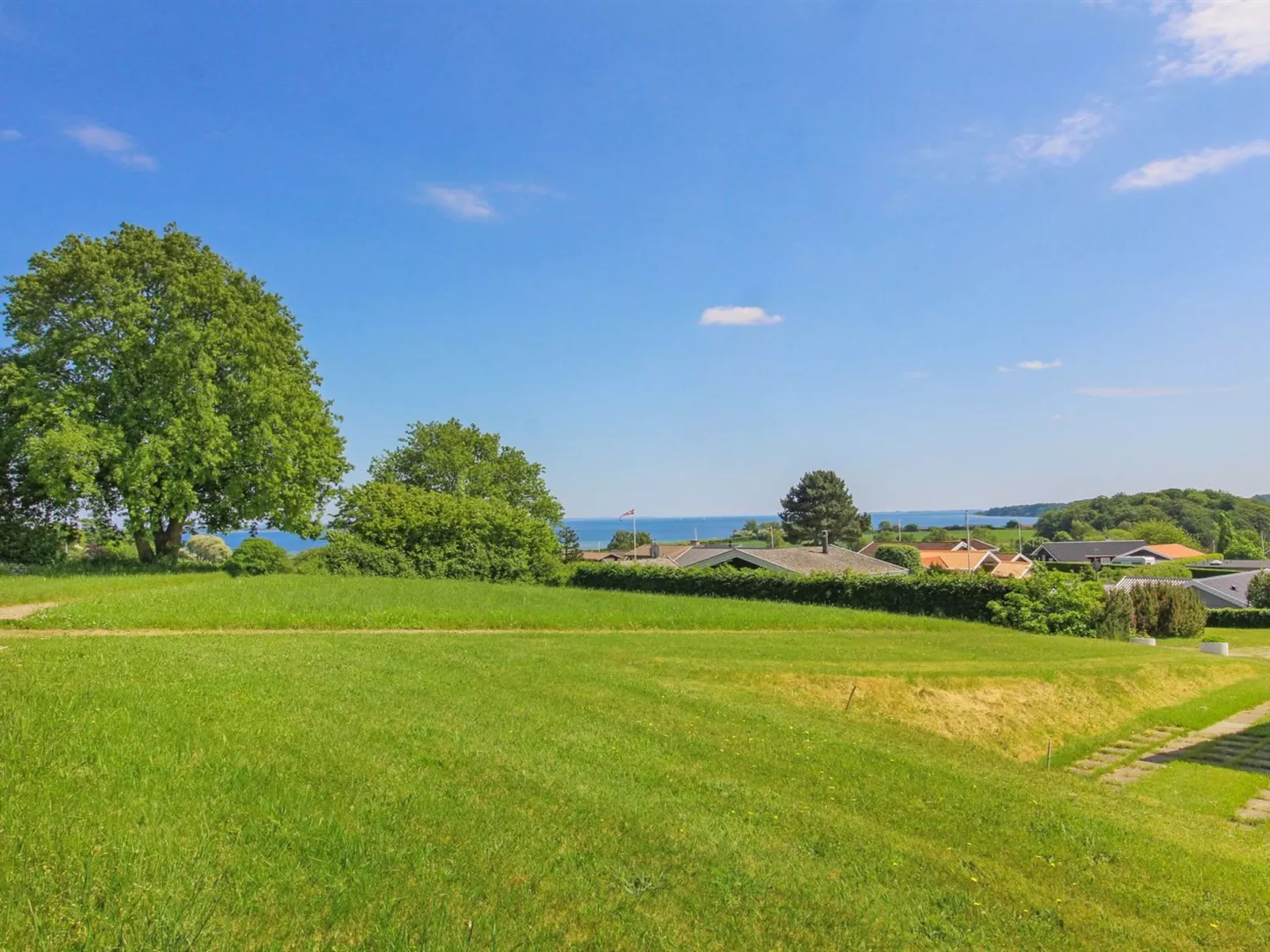 "Berglind" - 850m from the sea-Buiten