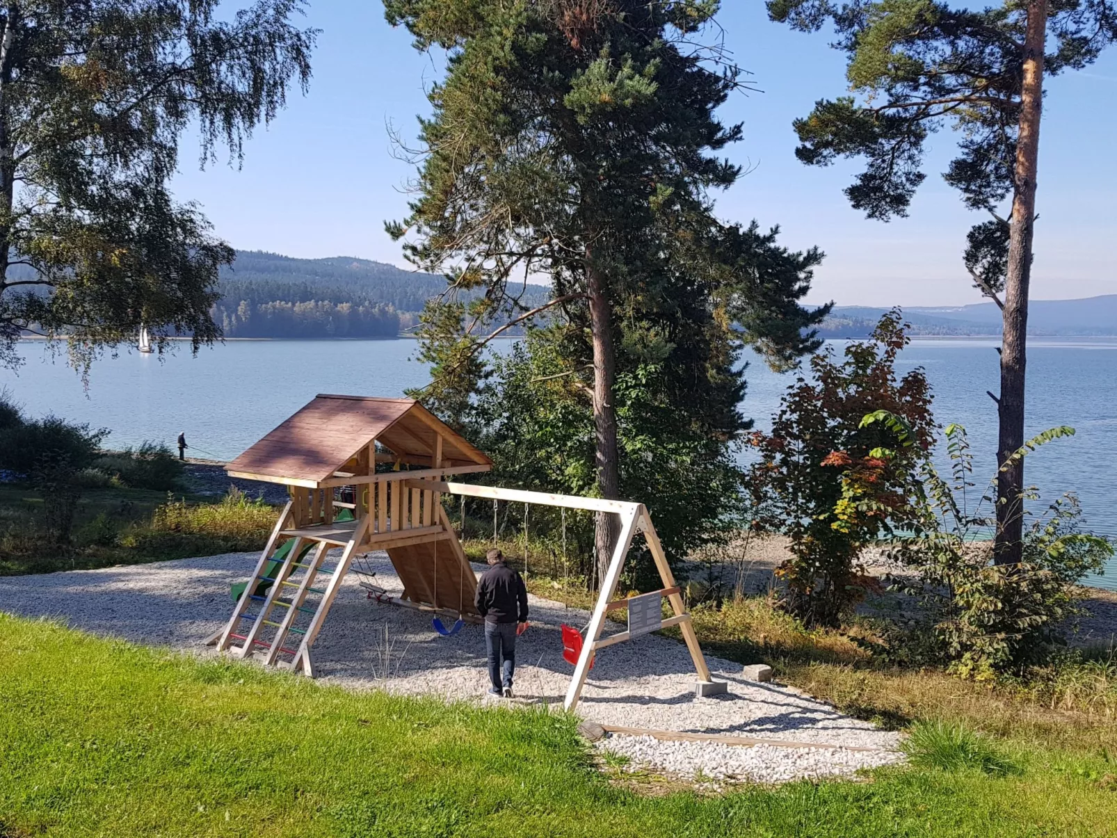 Lakeside Village 29-Buiten