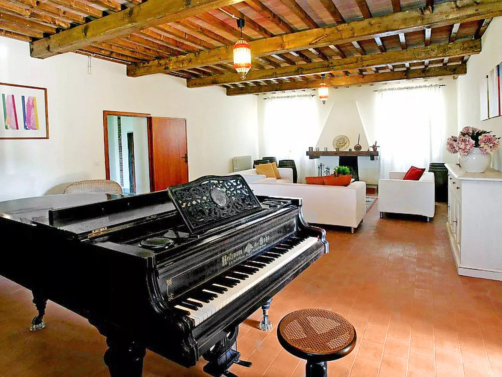 Villa Beboli per 18 pax-Binnen