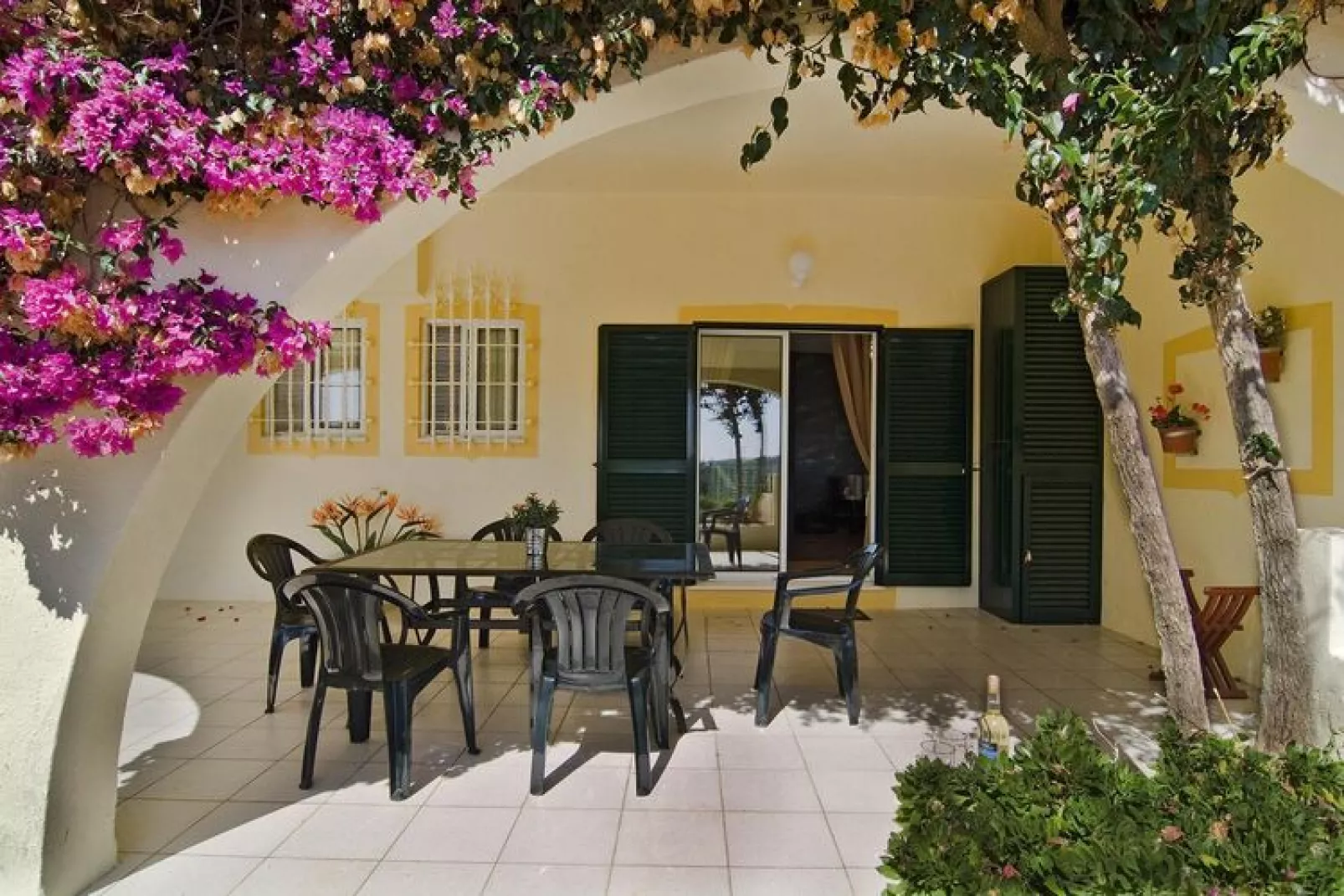 Holiday home in Lagos // 7-10 Pers-Buitenlucht
