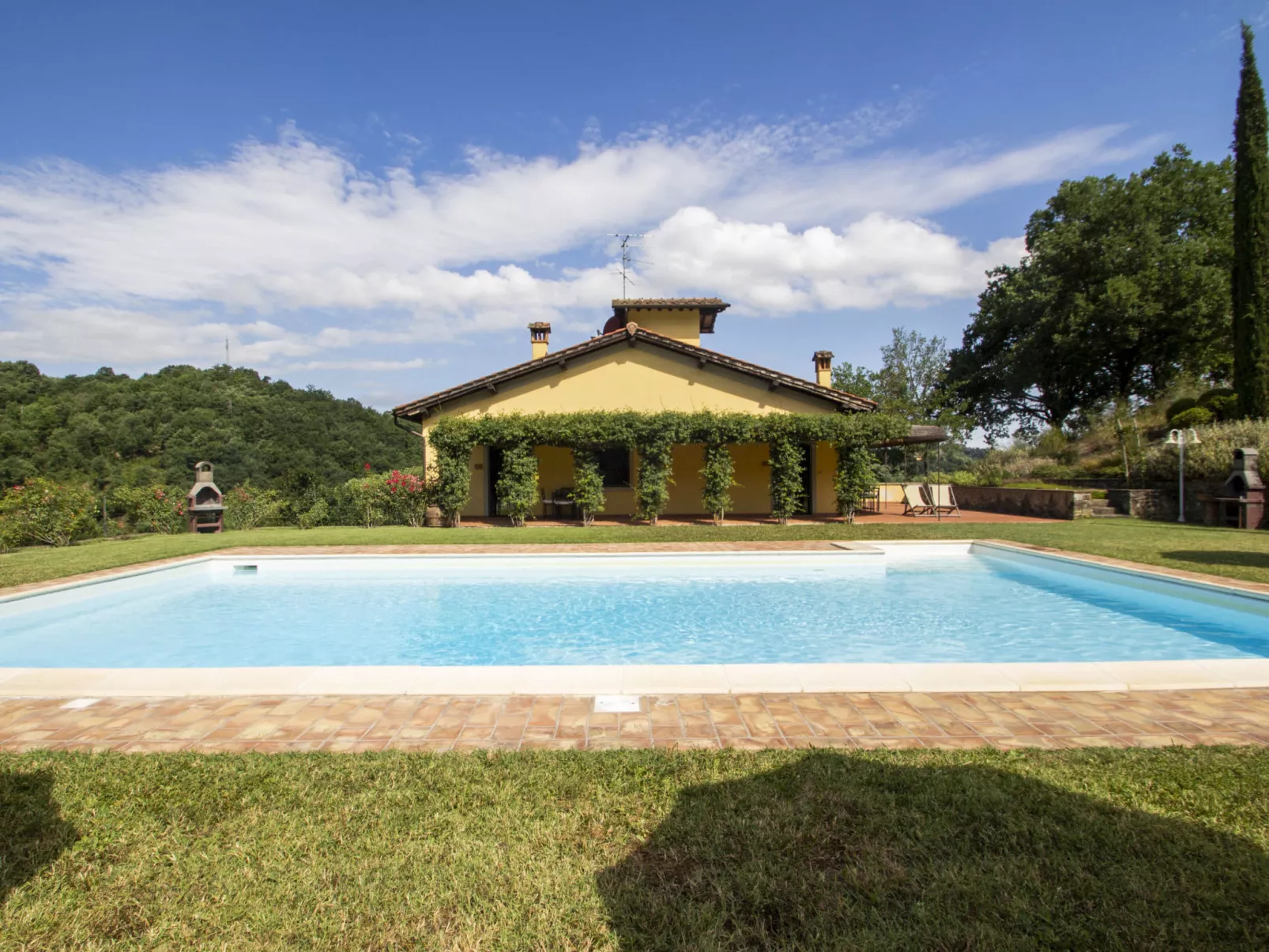 Corbezzolo-Buiten