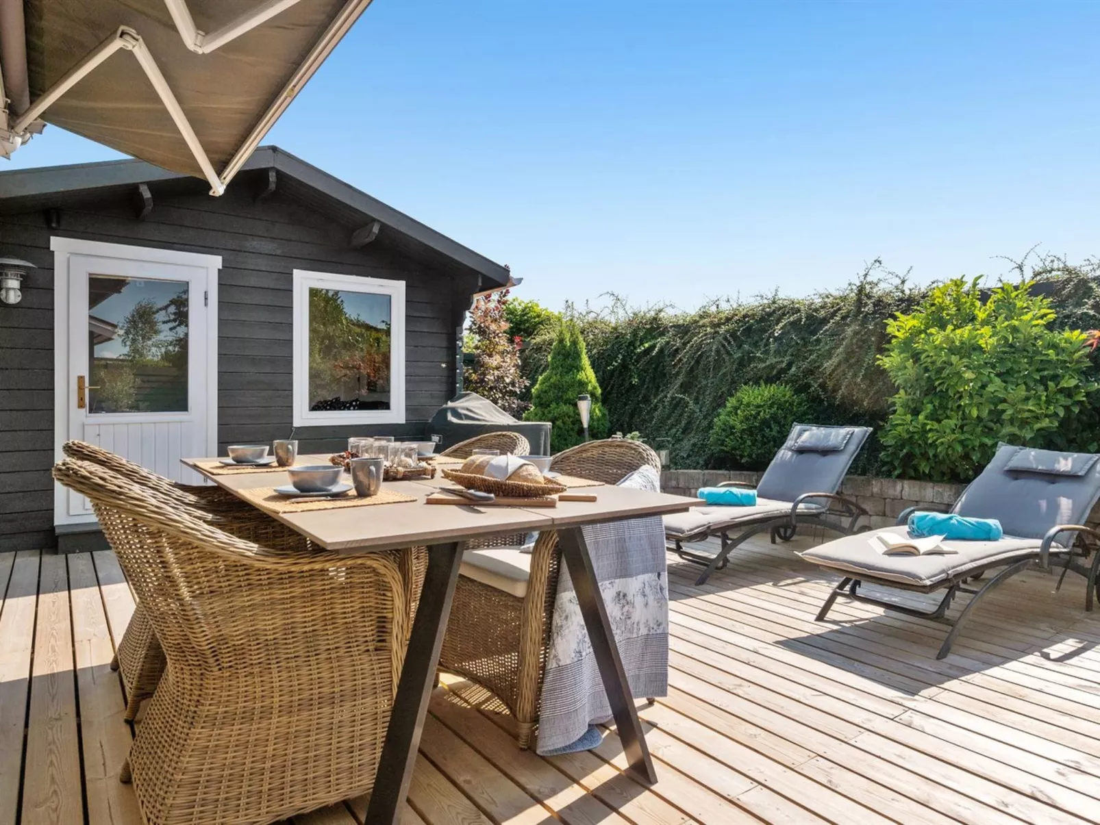 "Elfrede" - 600m from the sea