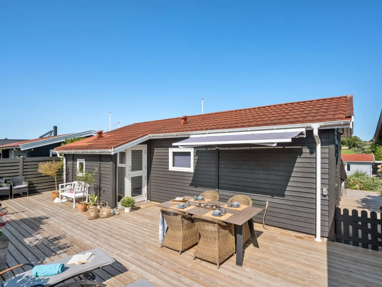 "Elfrede" - 600m from the sea