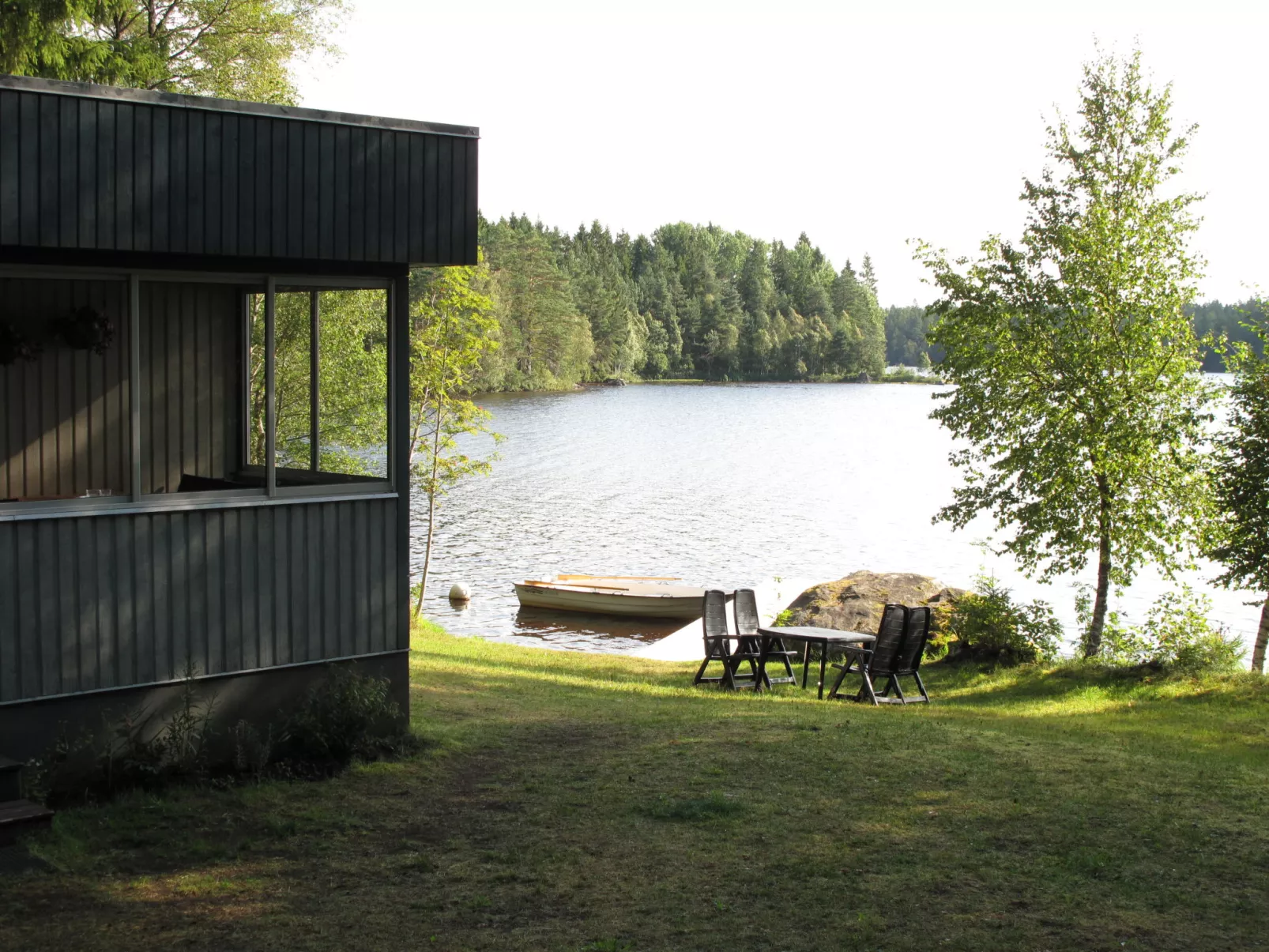 Sjöatorp Skogsstugan-Buiten