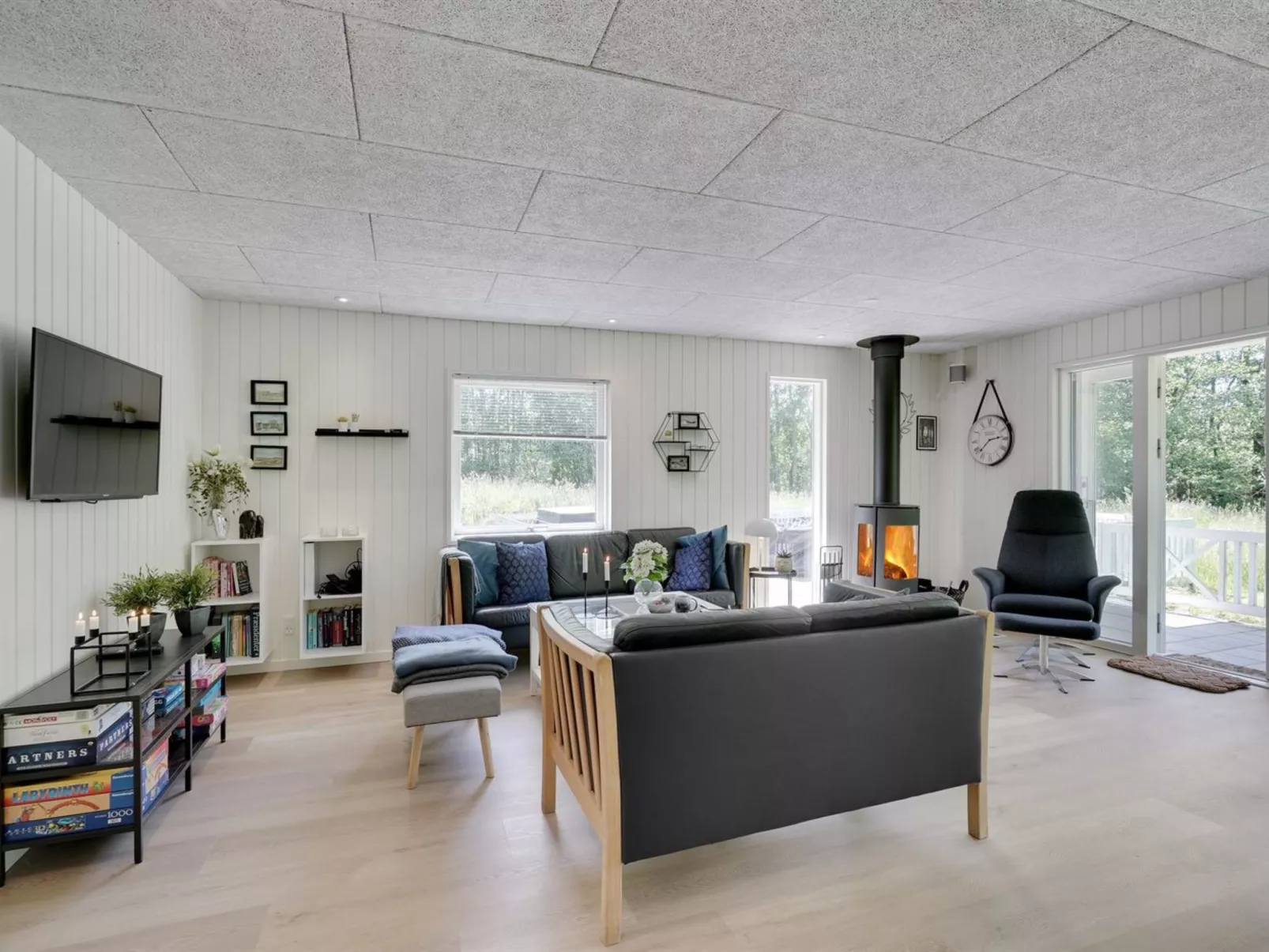 "Maik" - 1.5km from the sea