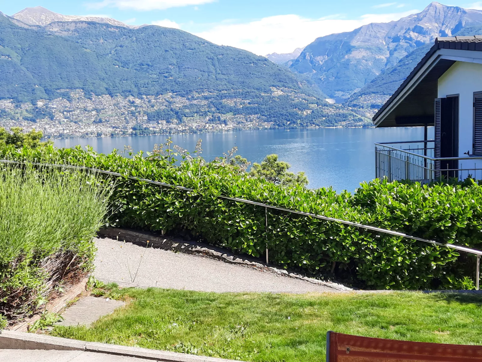 Lakeview La Marea