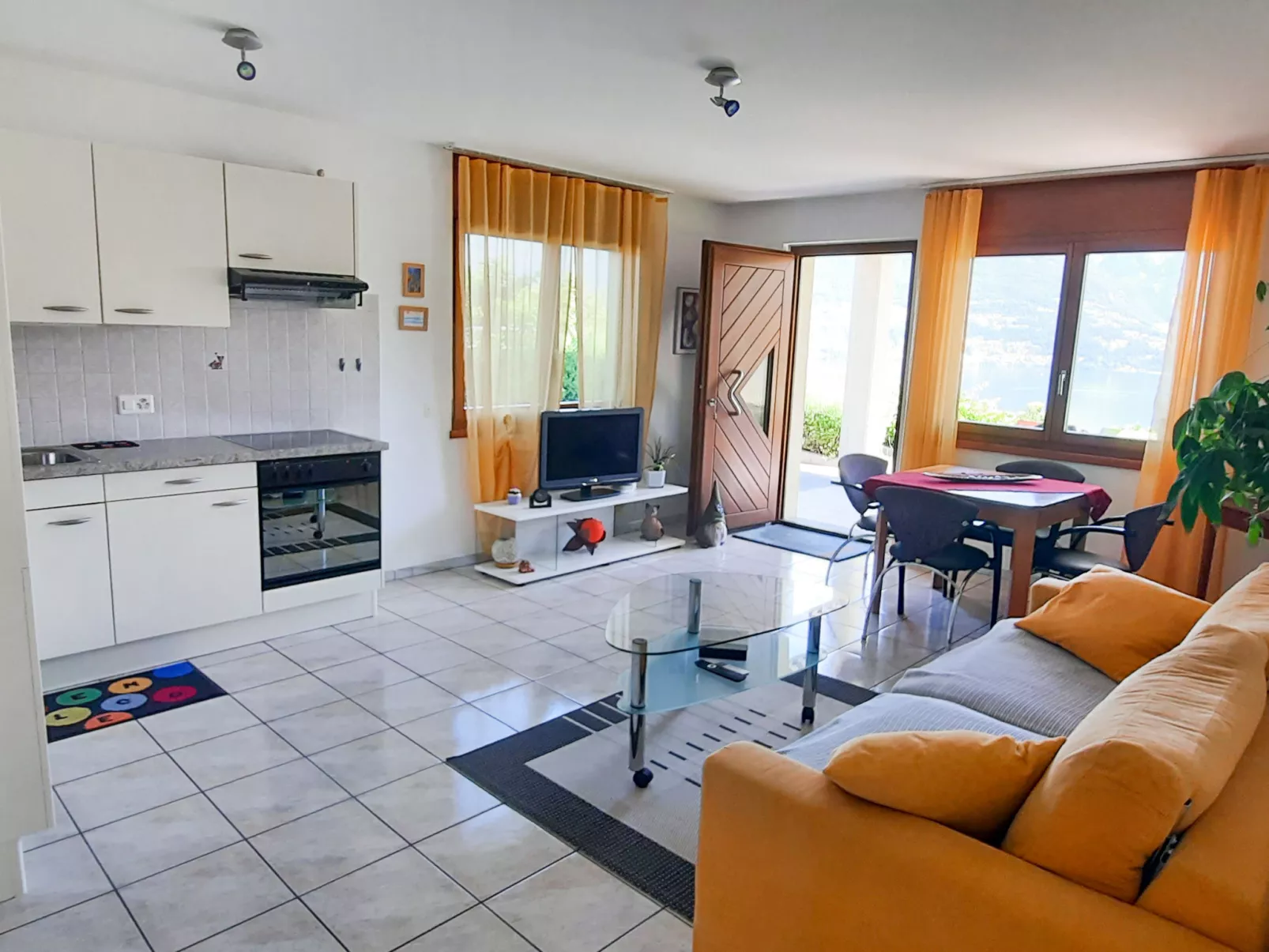 Lakeview La Marea