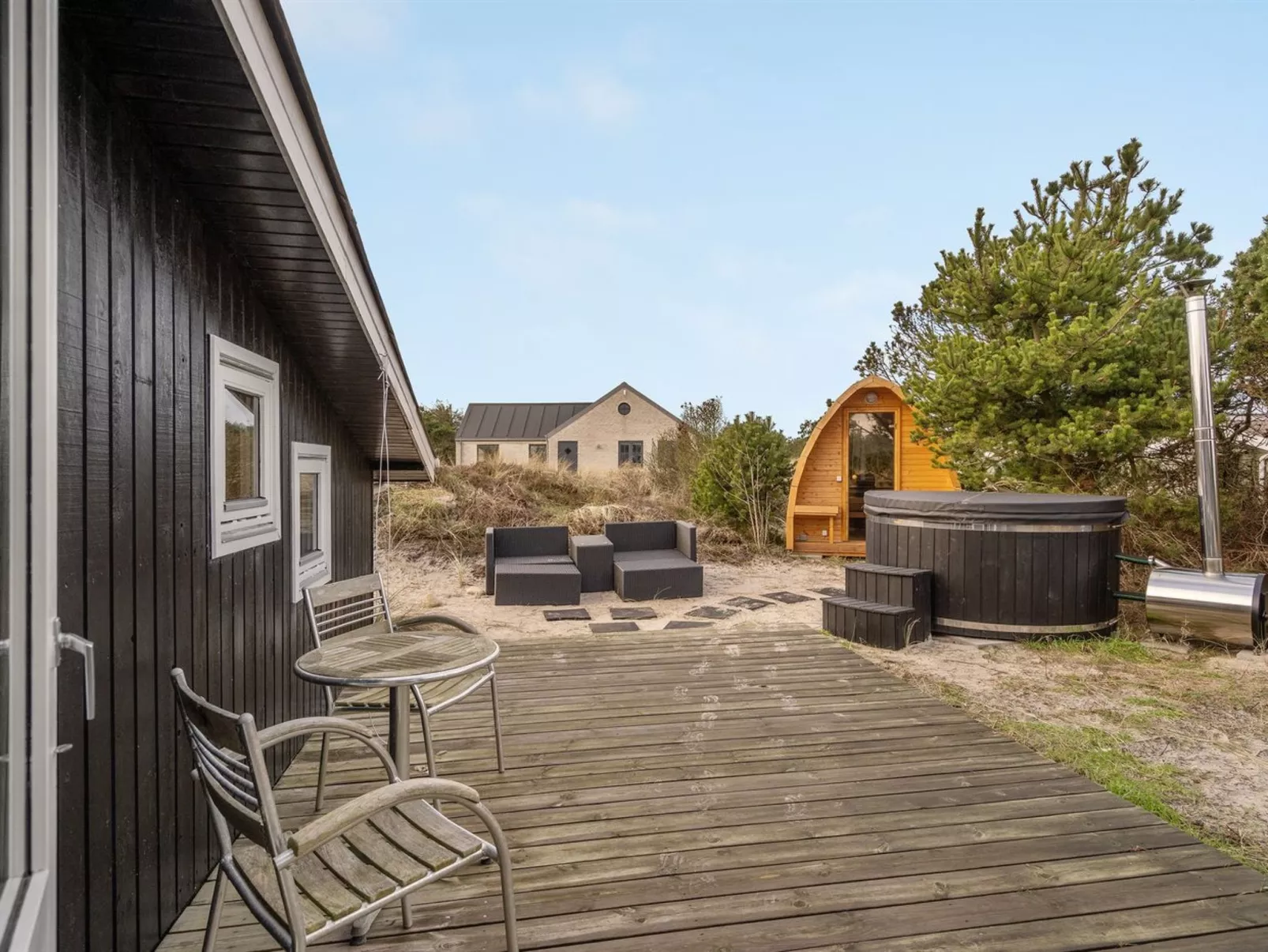 "Julan" - 600m from the sea-Binnen