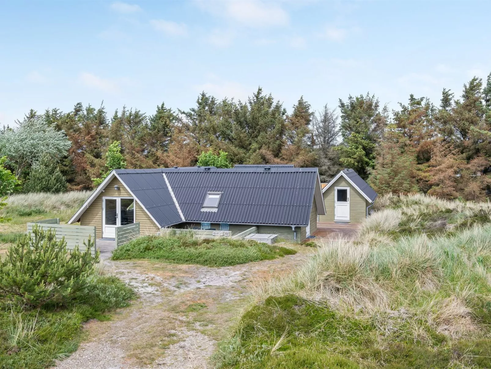 "Hinz" -  from the sea-Buiten