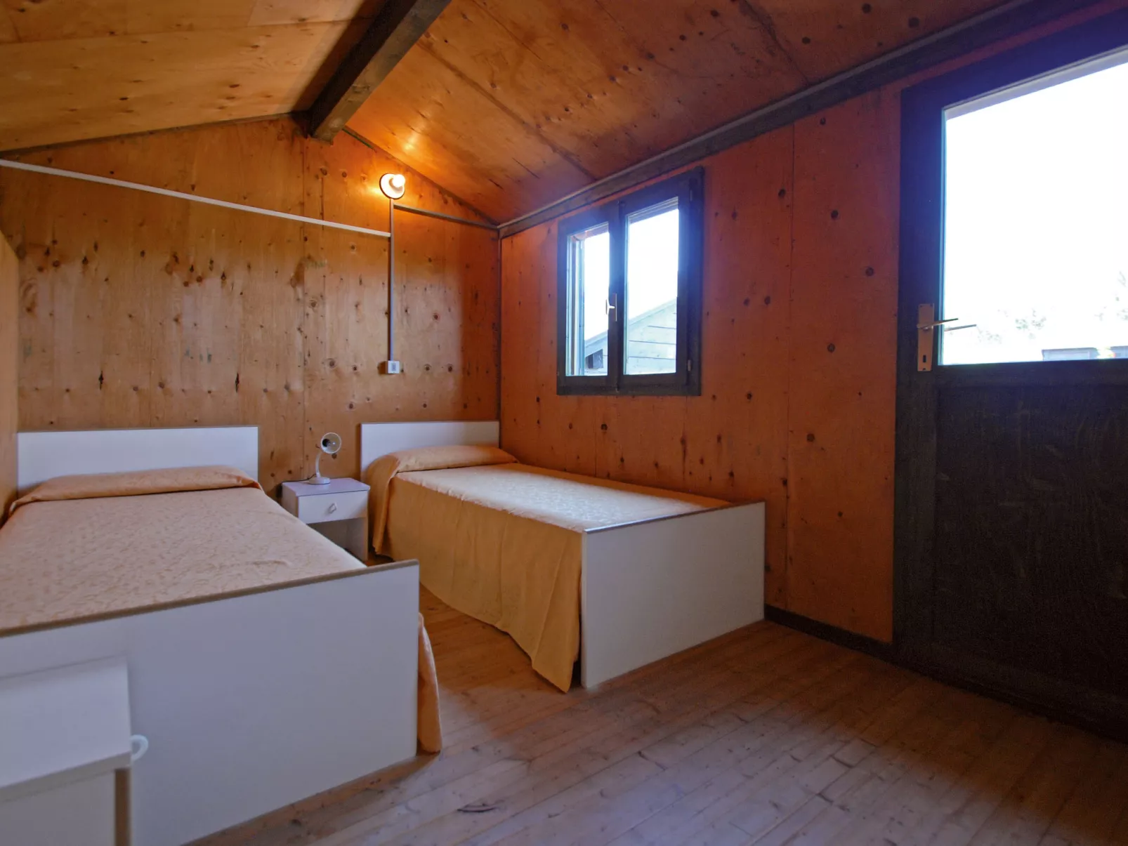 Dog's Bungalow-Binnen