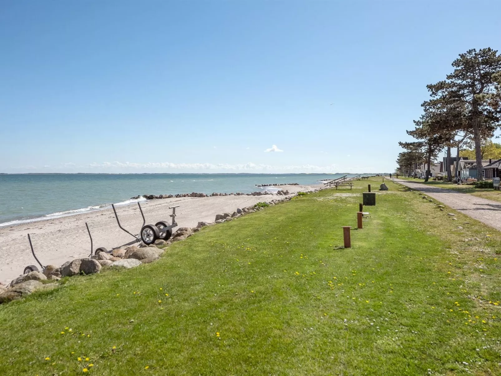 "Aleksa" - 400m from the sea-Buiten