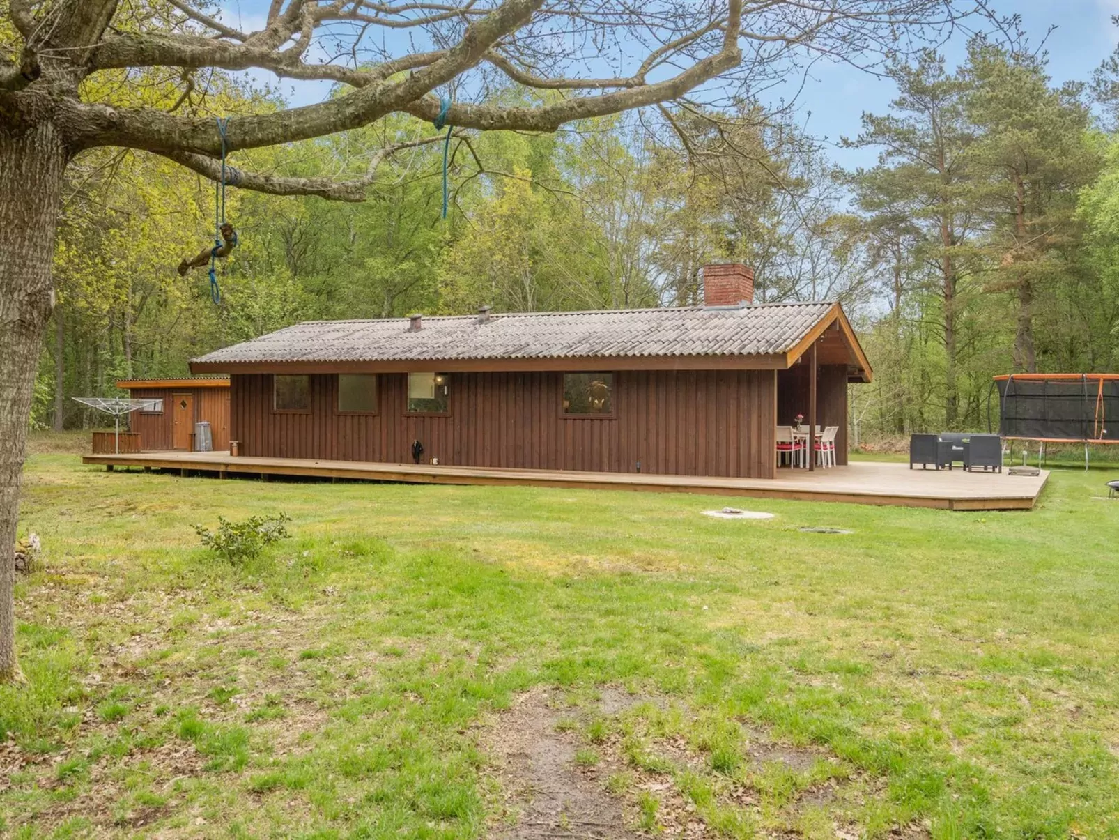 "Thorger" - 5km from the sea-Binnen