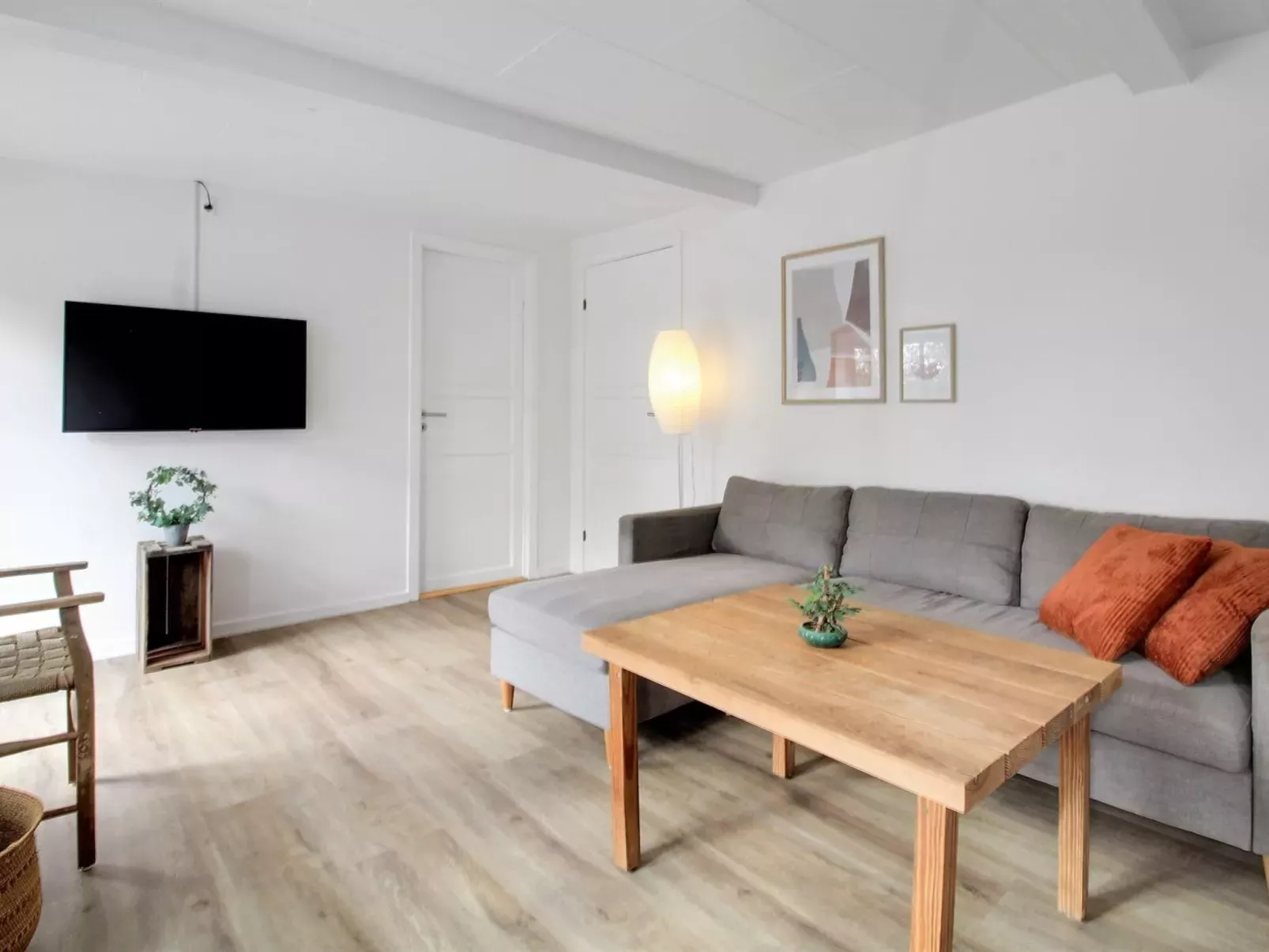 "Dolfine" - 15km from the sea