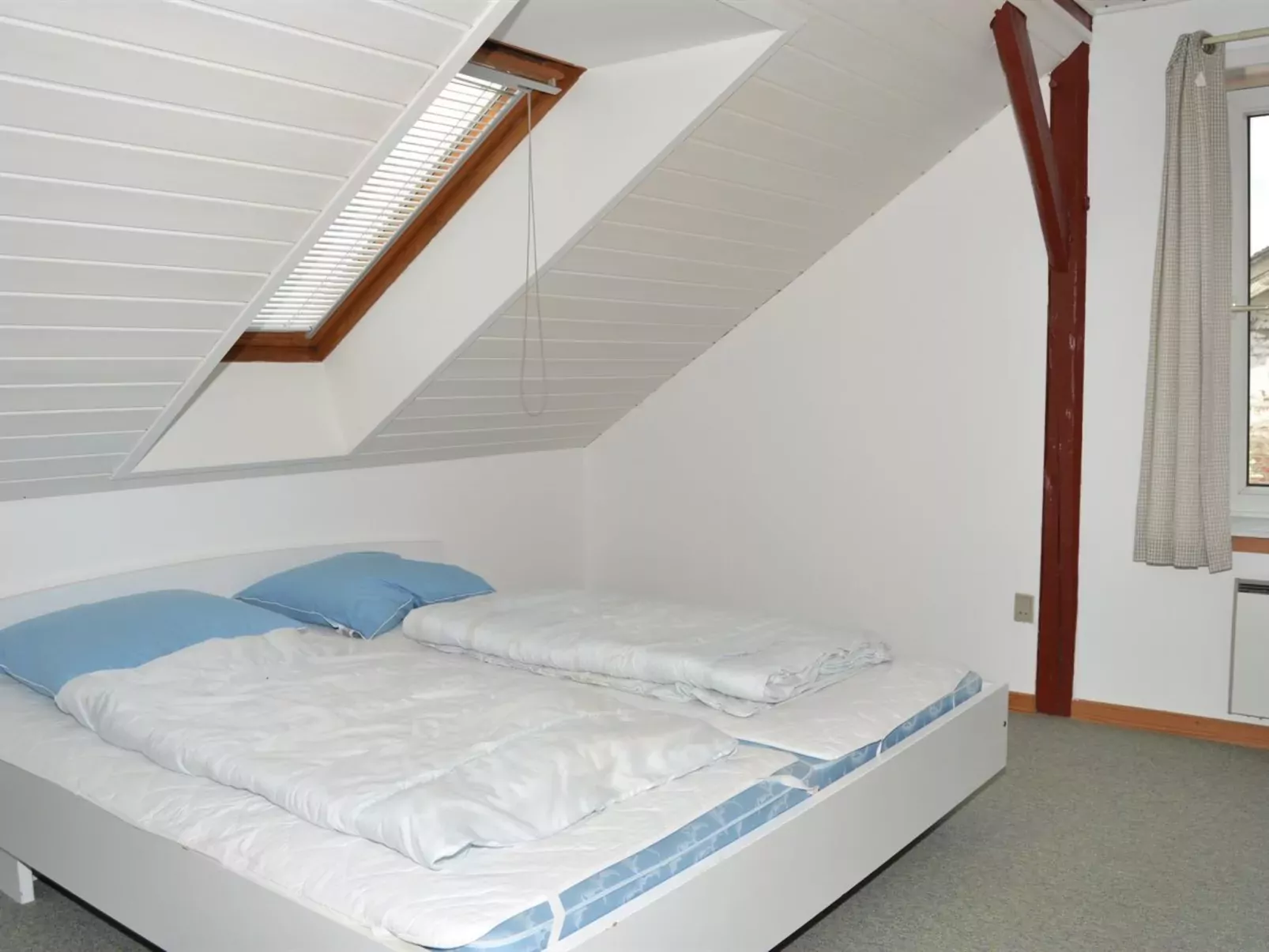 "Veli" - 1.7km from the sea-Binnen