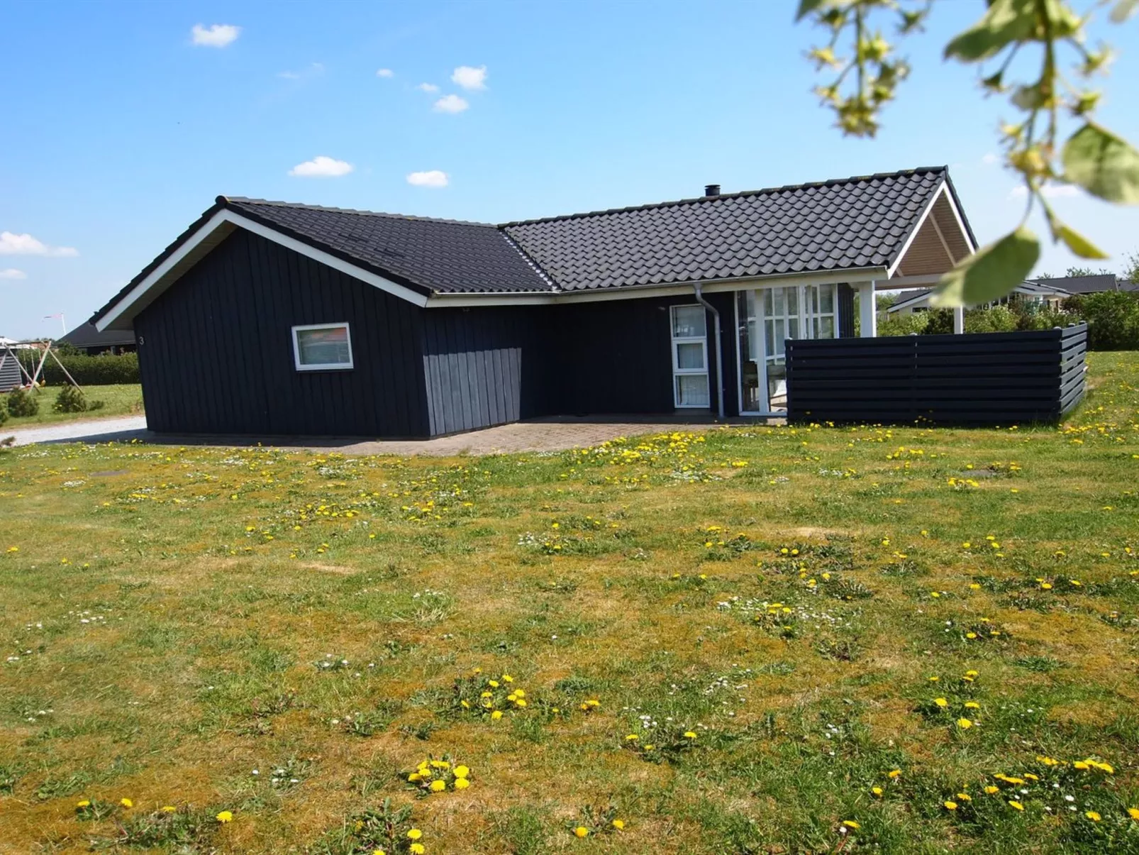 "Haagen" - 600m to the inlet-Buiten