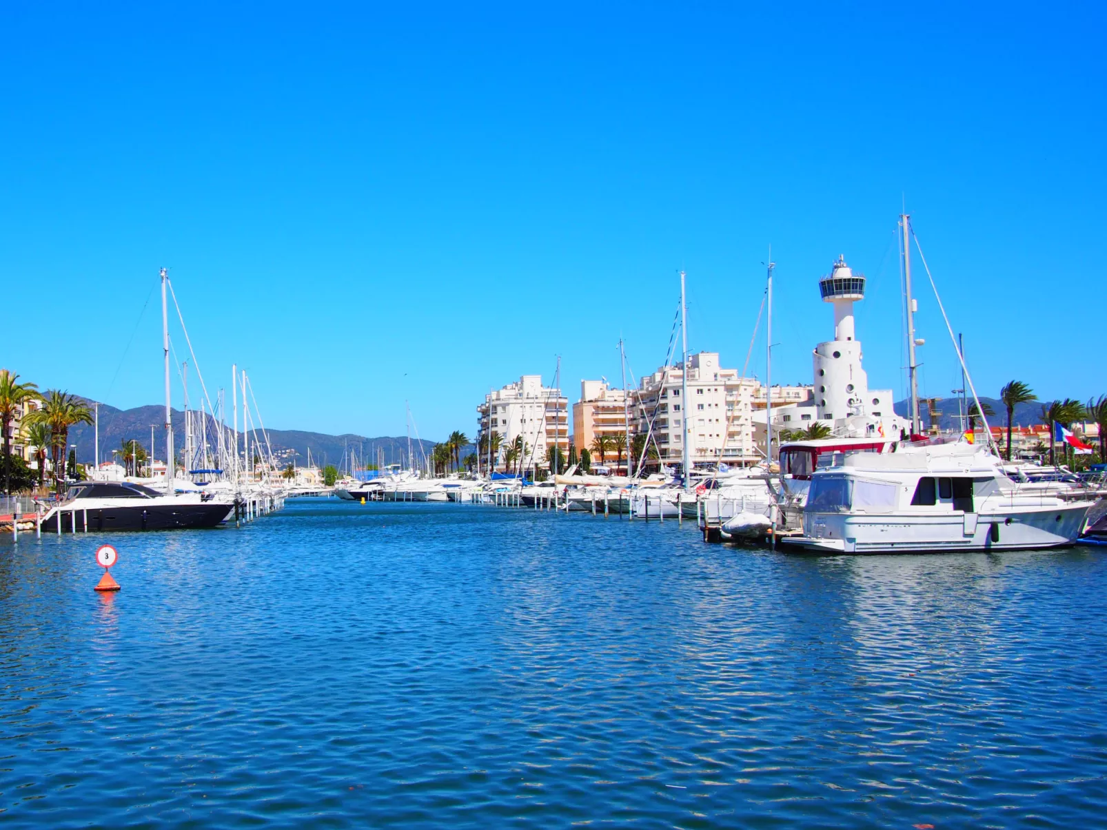 Caballito de Mar-Binnen