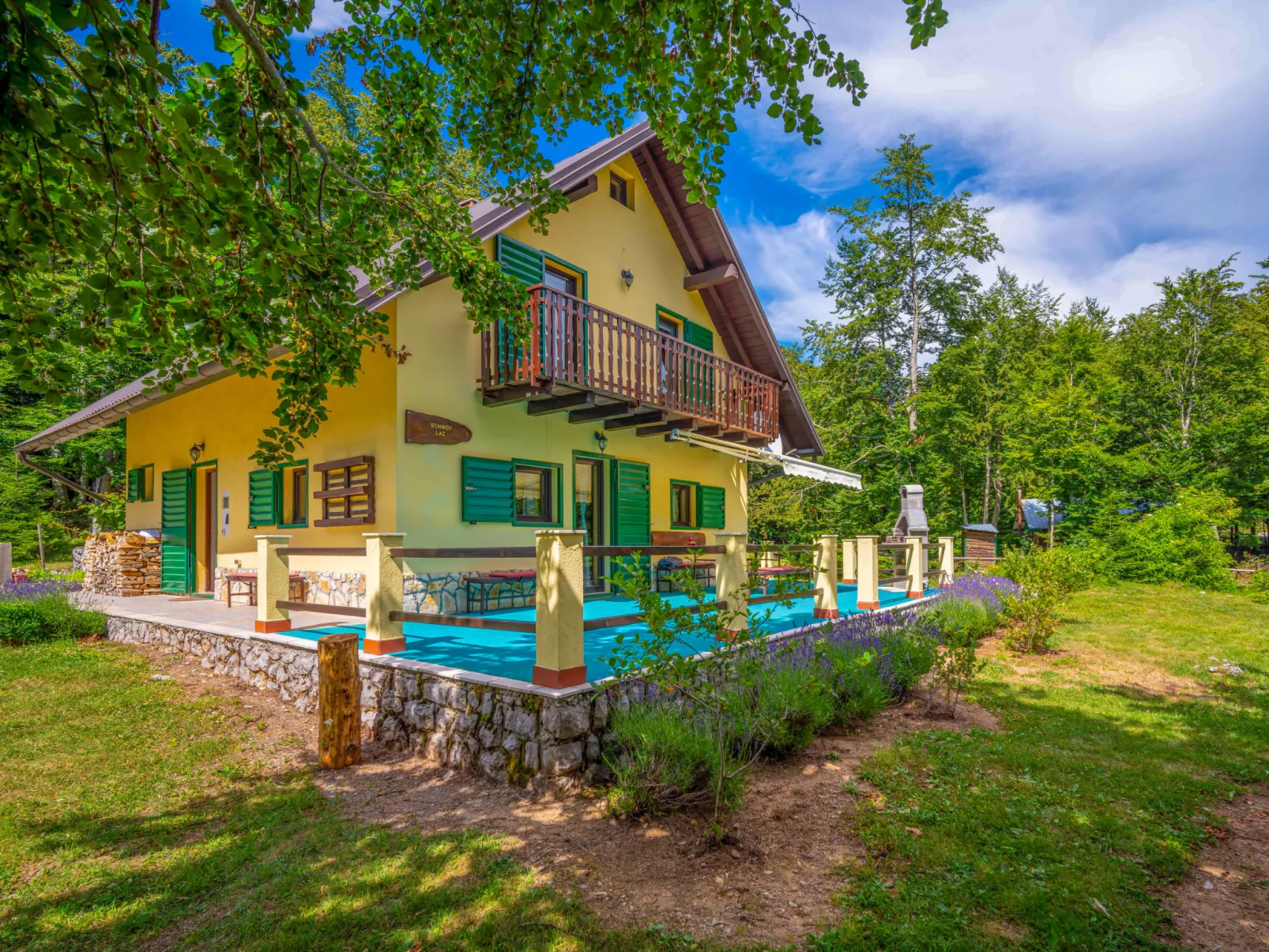 Legendao-Buiten