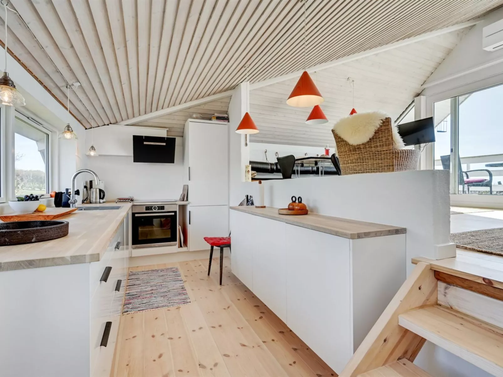 "Rawald" - 200m from the sea-Binnen