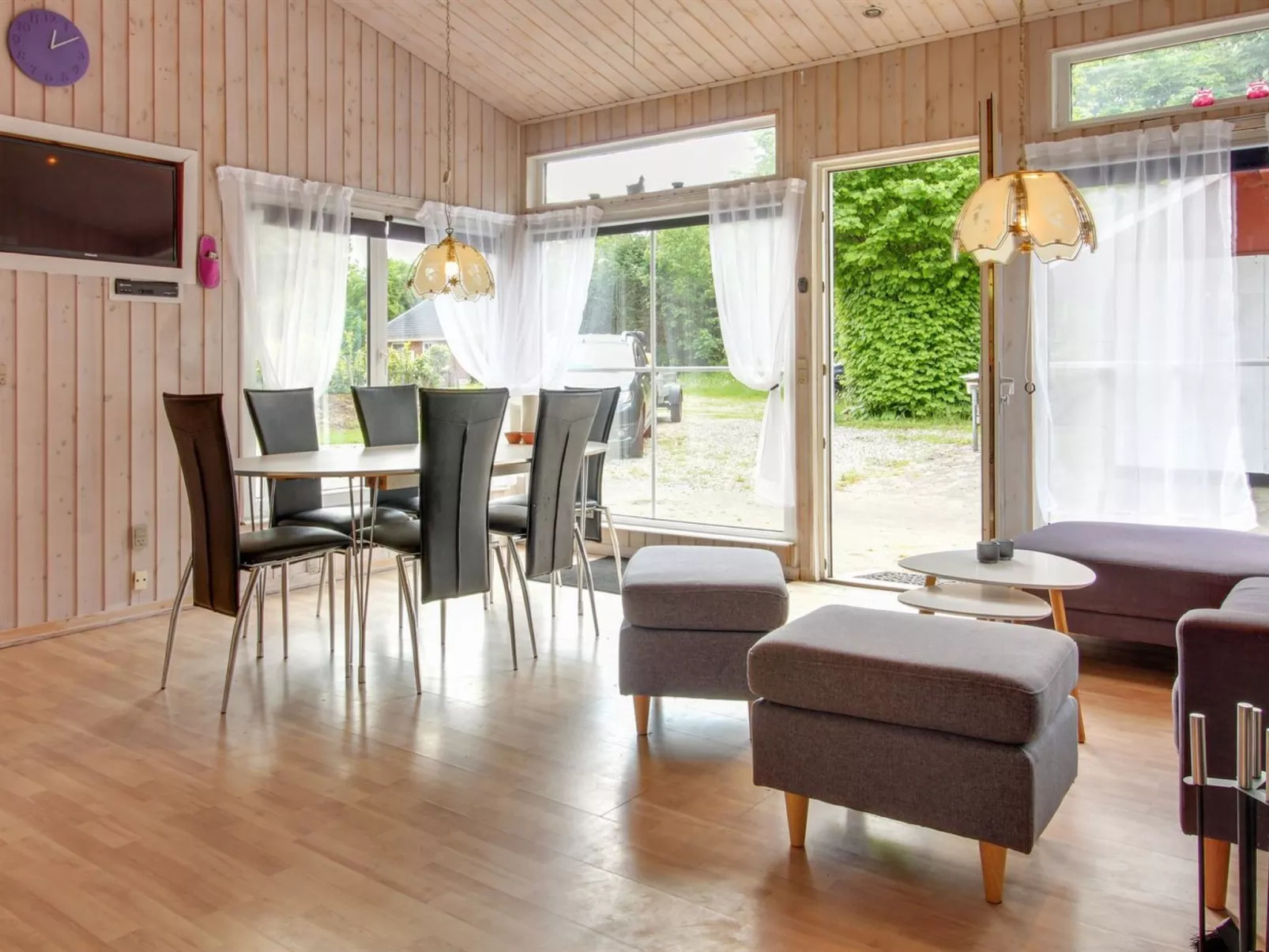 "Edy" - 25km from the sea