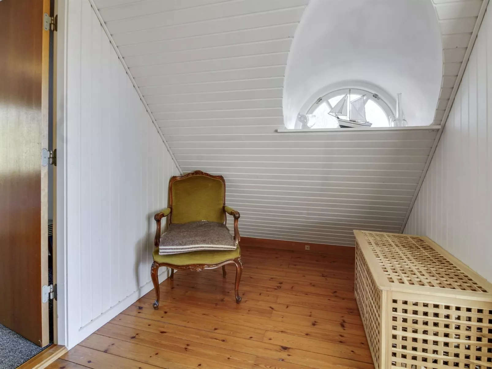 "Anna" - 1km from the sea-Binnen