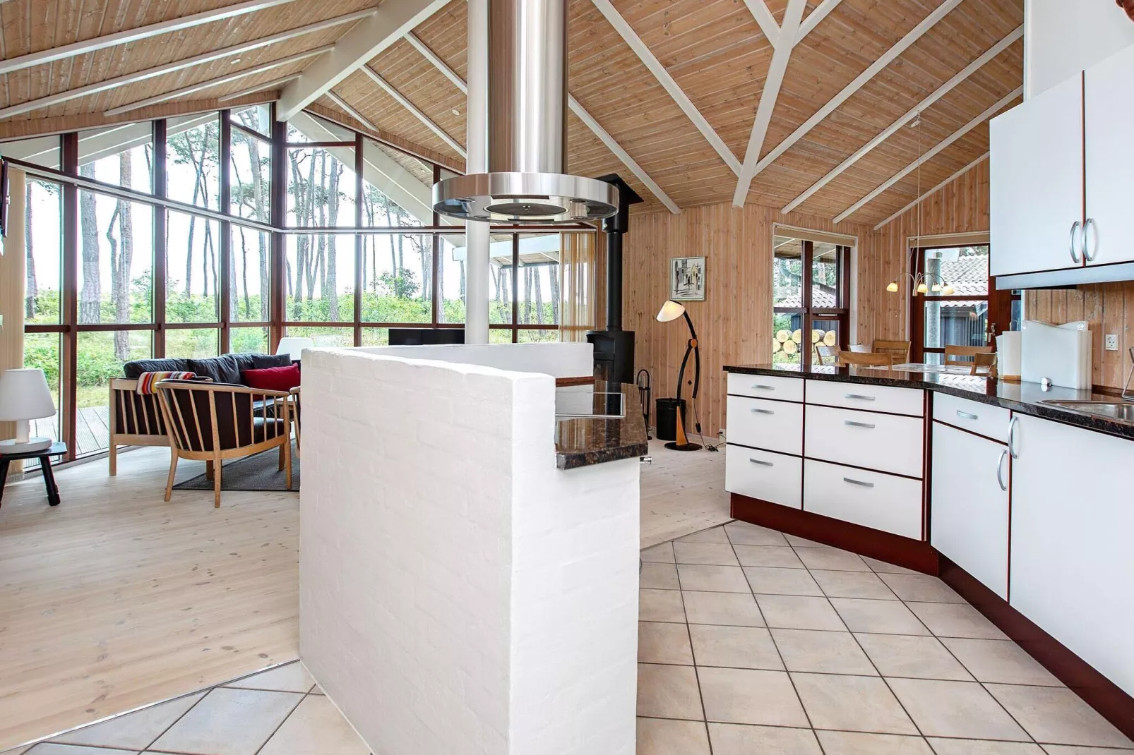 Luxe kusttoevluchtsoord met spa-By Traum