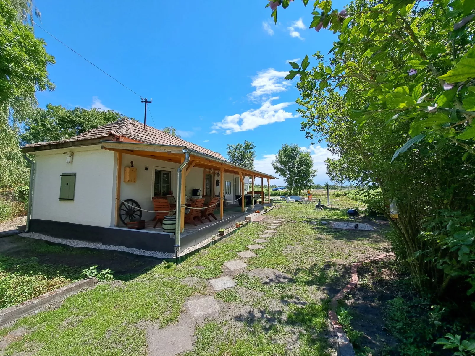 Balatoni Farmhaz-Buiten