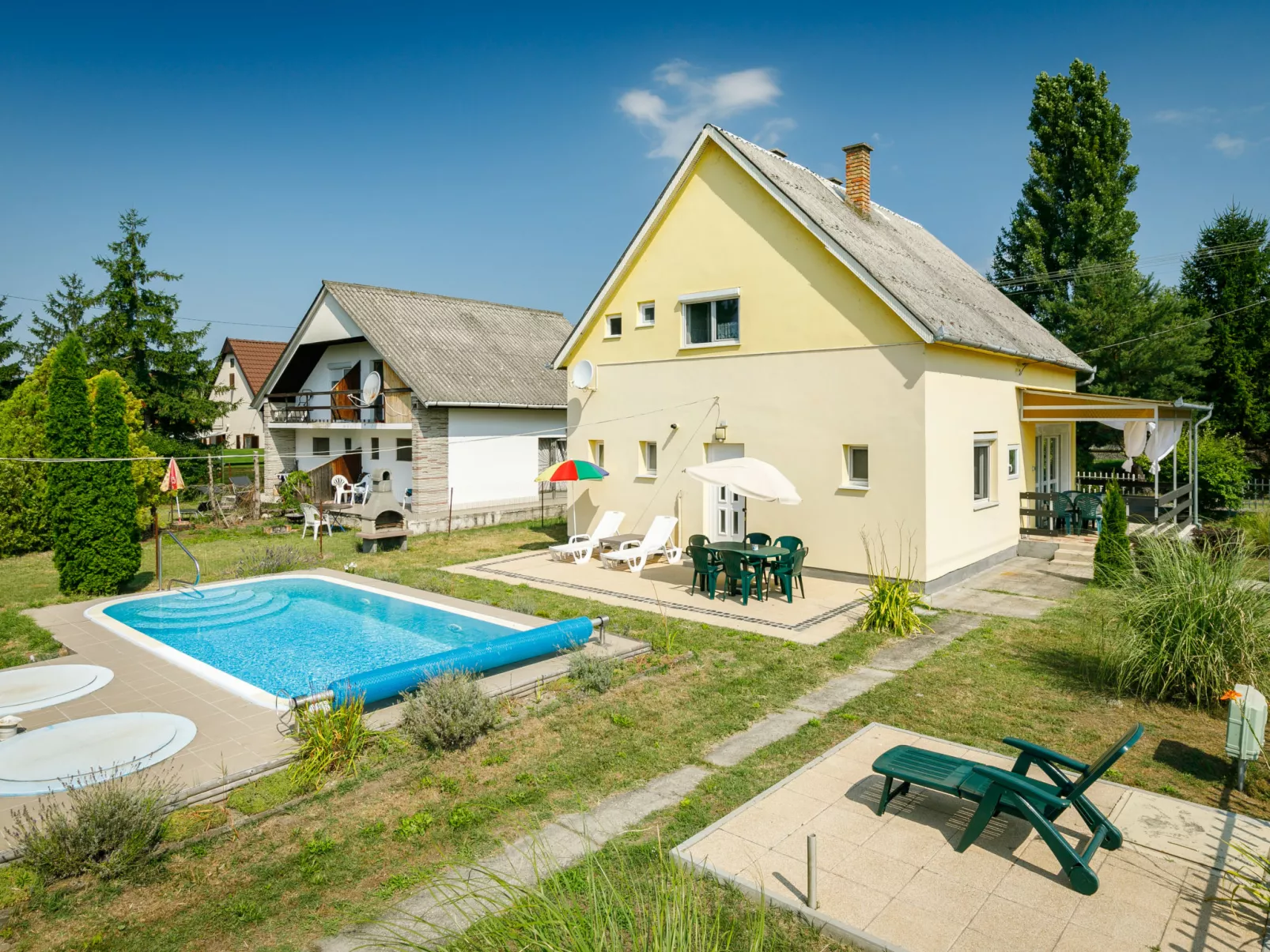 Sunny Day-Buiten