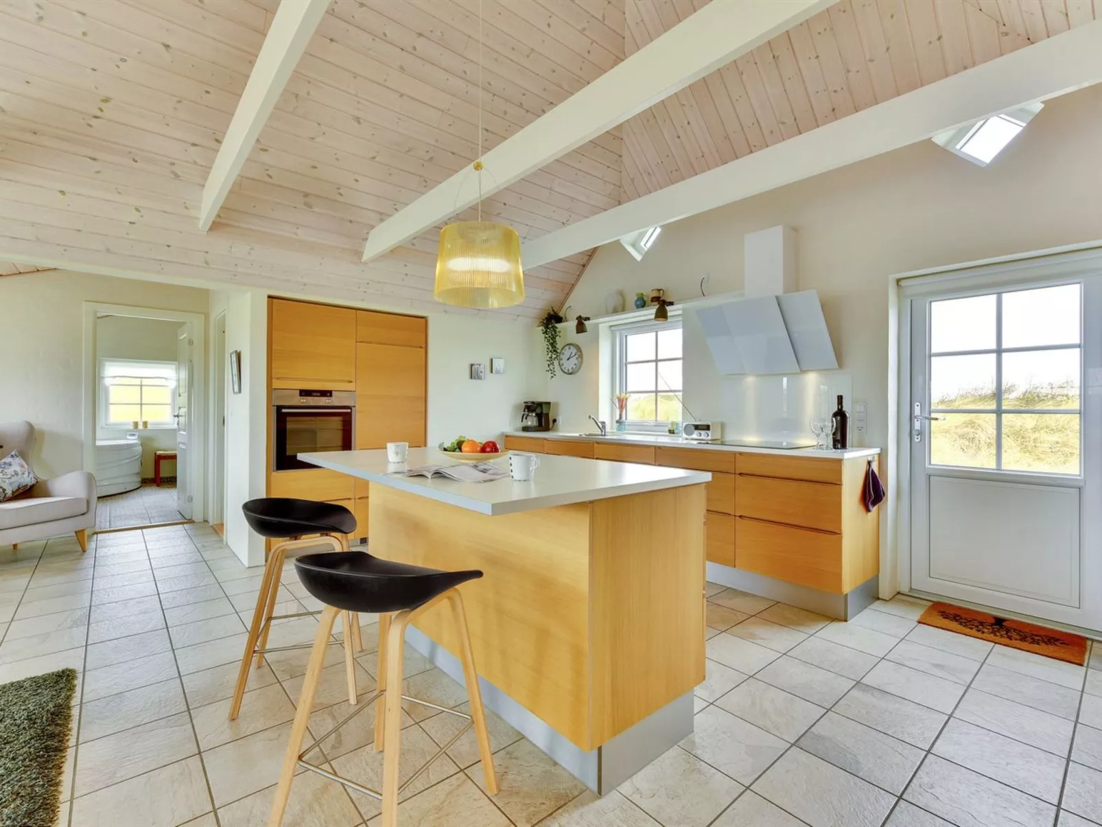 "Hærulf" - 300m from the sea-Binnen