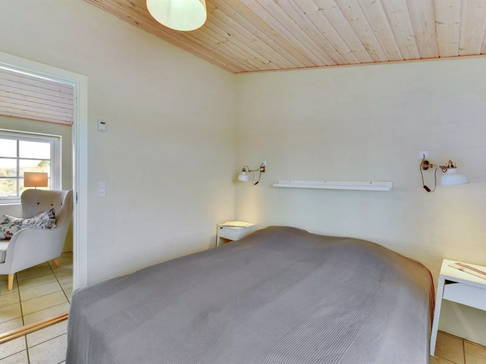 "Hærulf" - 300m from the sea-Binnen