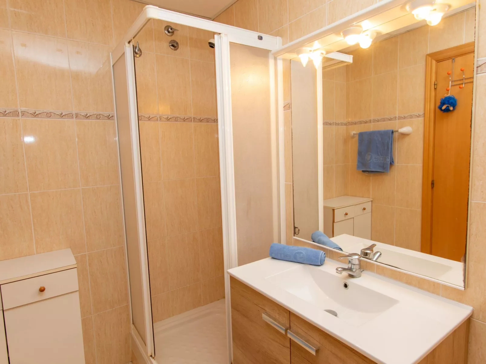 Residencial Eurosol de los Monteros-Binnen