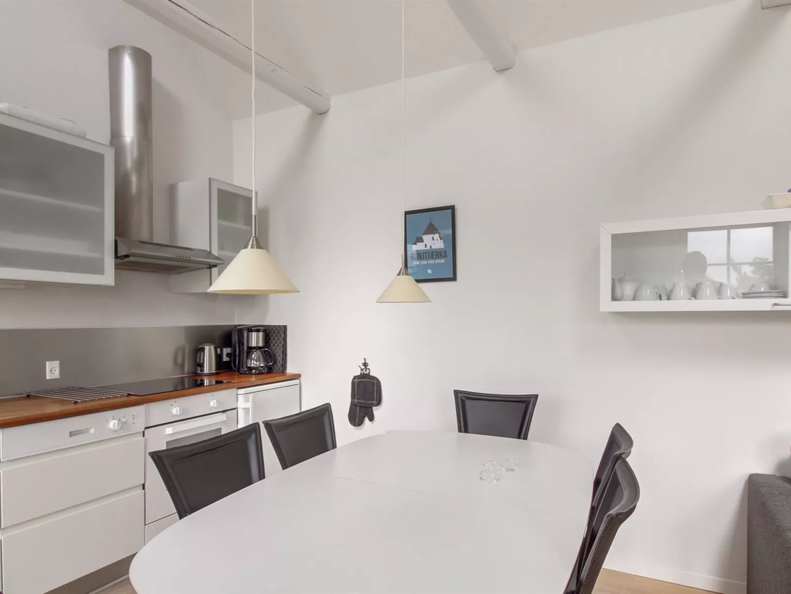 "Tinne" - 400m from the sea-Binnen
