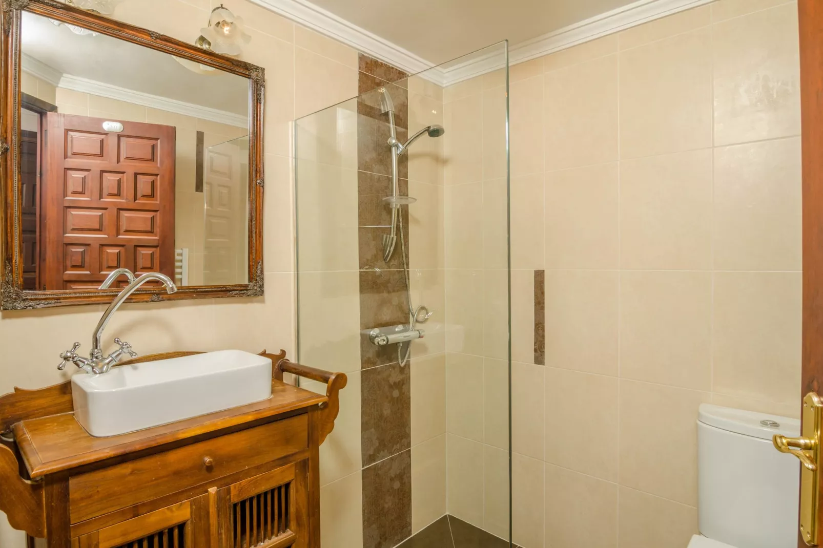 Casa el Paraiso	-Badkamer