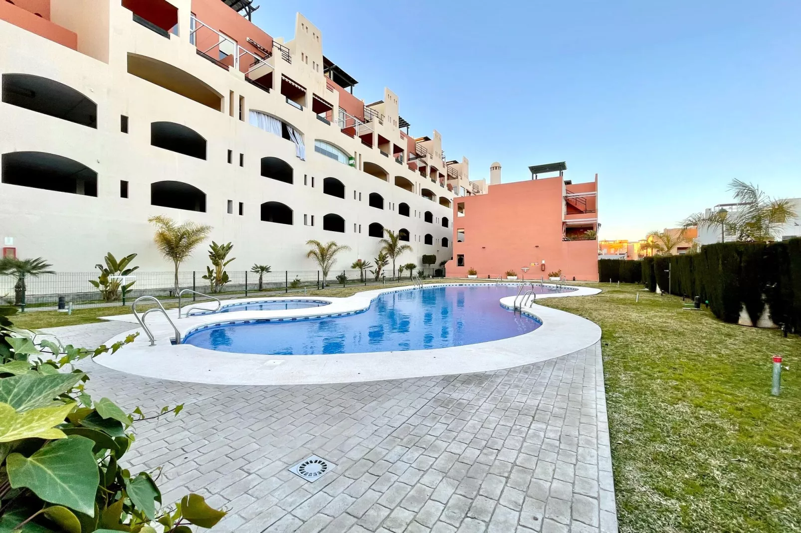 Apto con piscina en Vera playa - Zwembad