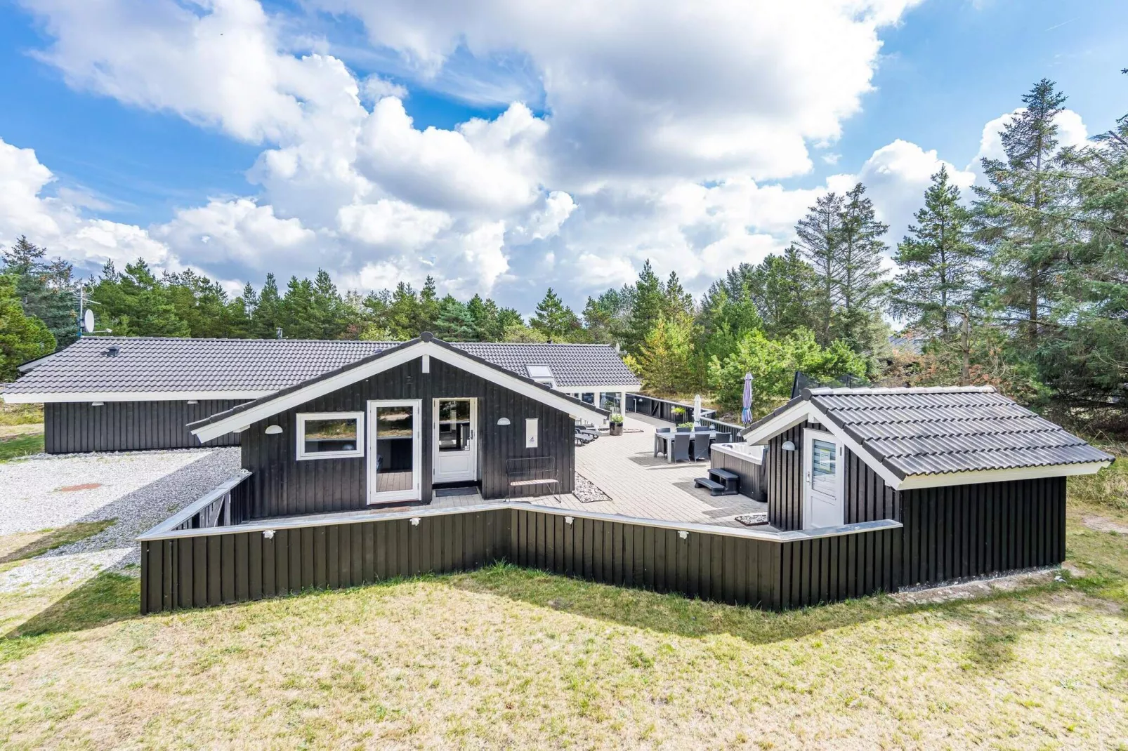 10 persoons vakantie huis in Blåvand-Buitenlucht