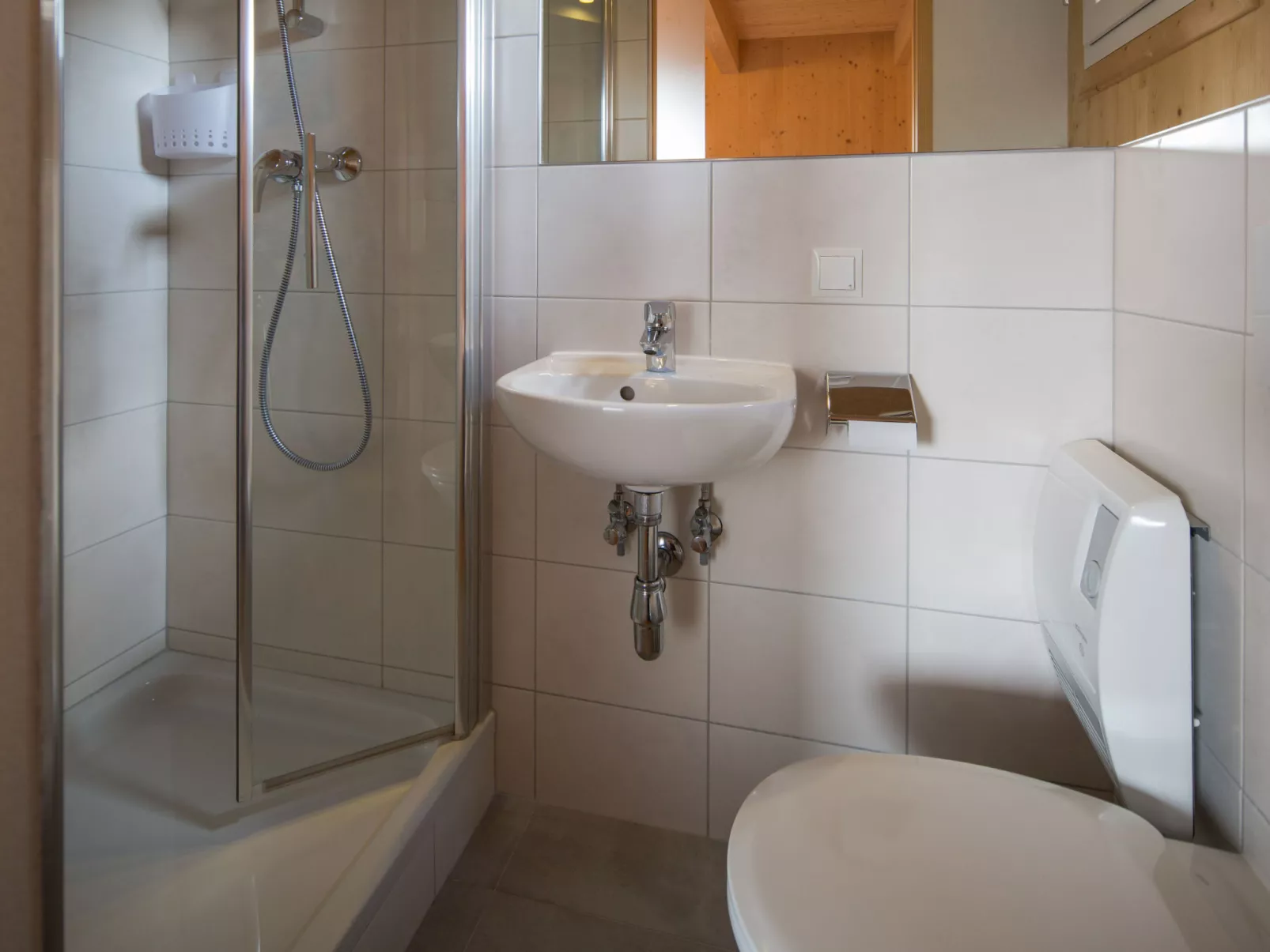 #29 mit IR-Sauna und Sprudelbad Innen-Binnen