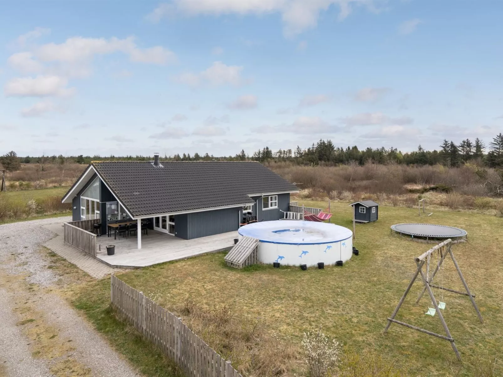 "Asel" - 4km from the sea